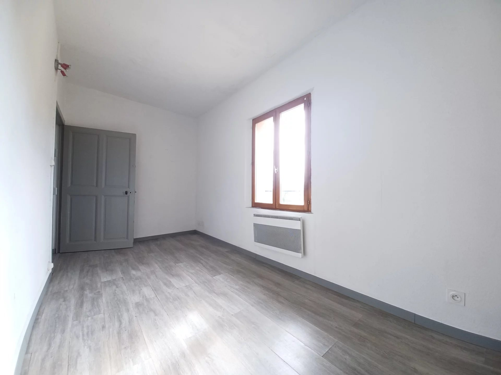 Location Appartement BEAUCAIRE 2 chambres