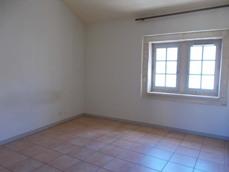 Location Appartement TARASCON séjour de 29 m²