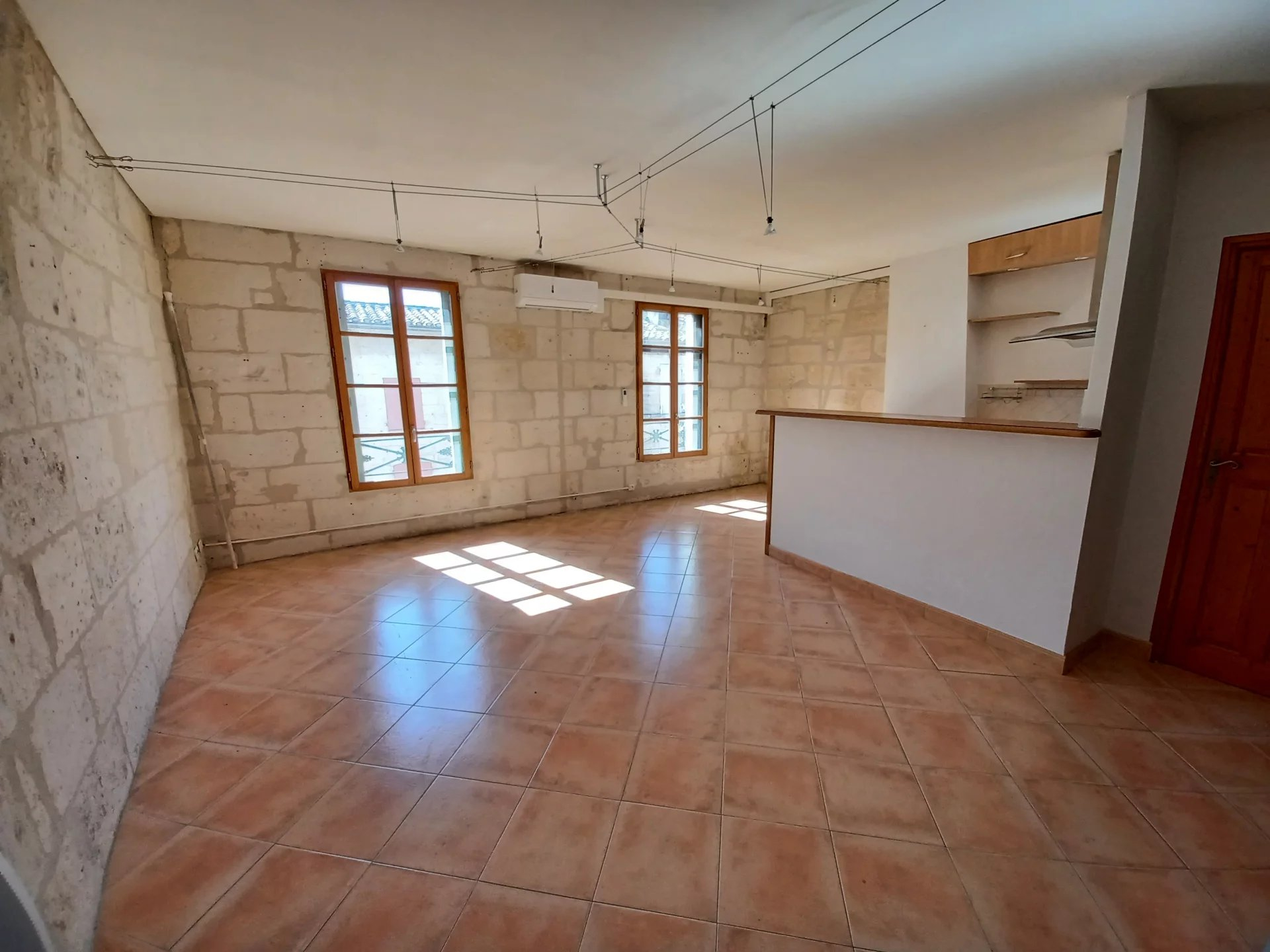 Location Appartement BEAUCAIRE Mandat : 2526-AS