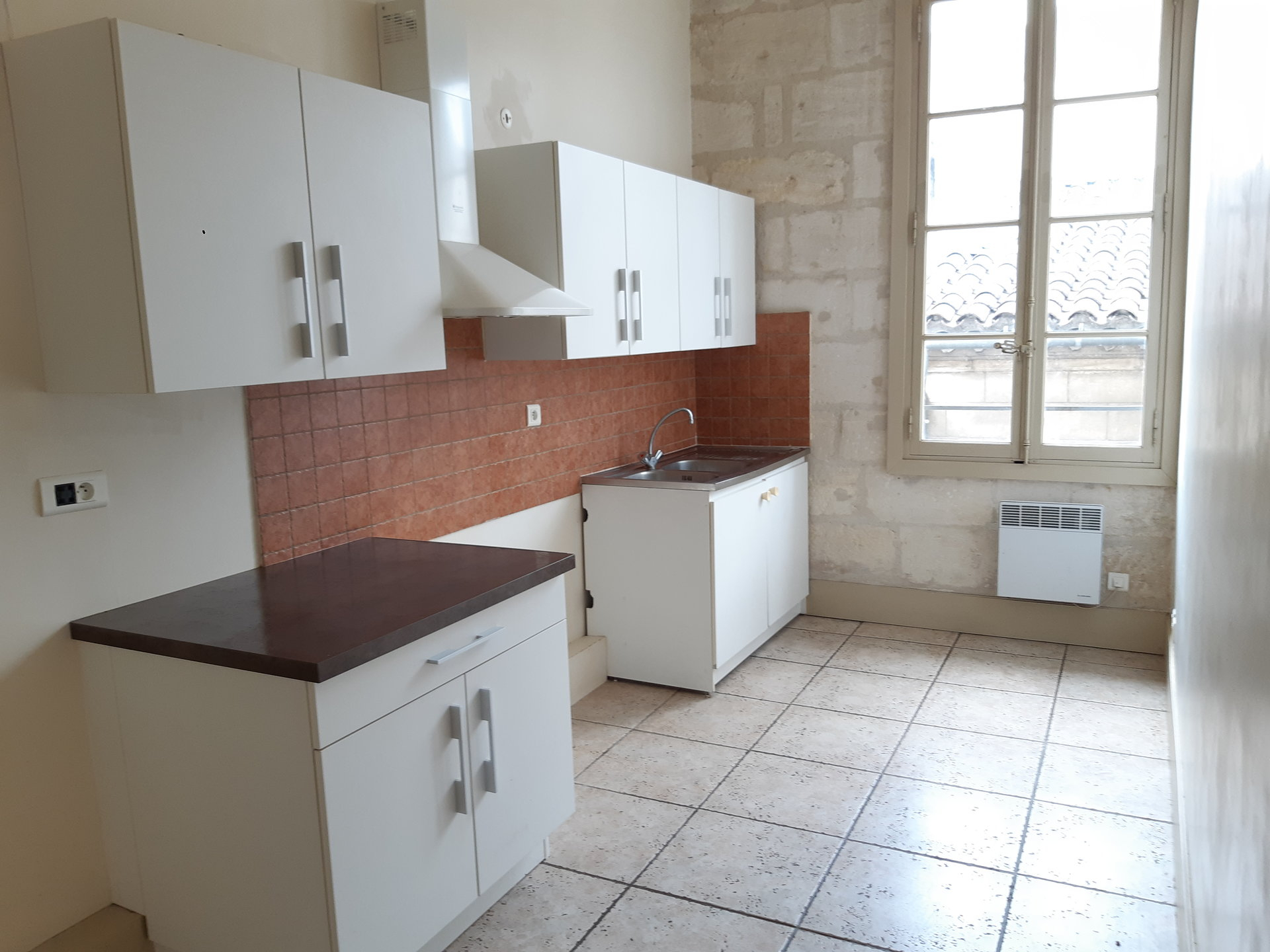 Location Appartement BEAUCAIRE 1 chambres