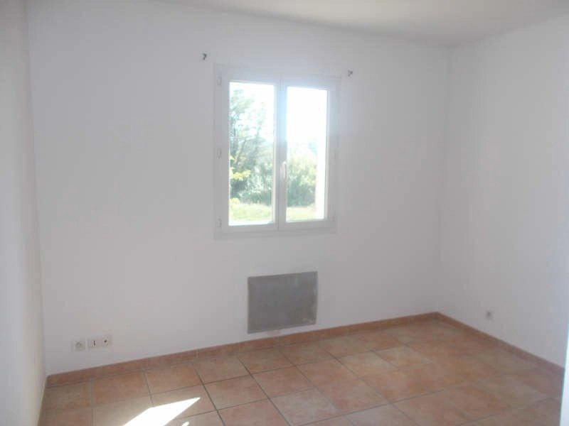 Location Maison VALLABRÈGUES convecteur, electrique chauffage