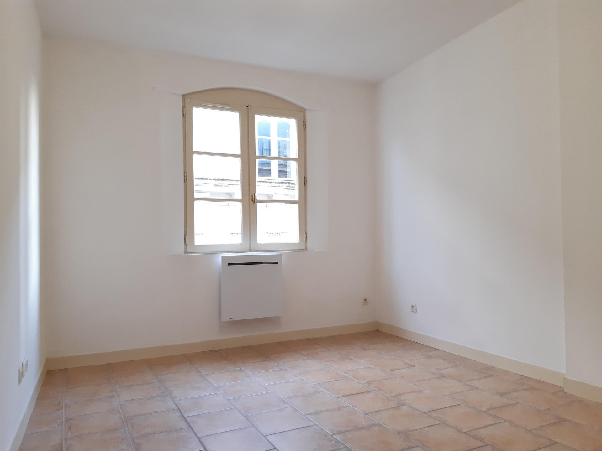 Location Appartement BEAUCAIRE 3 pièces