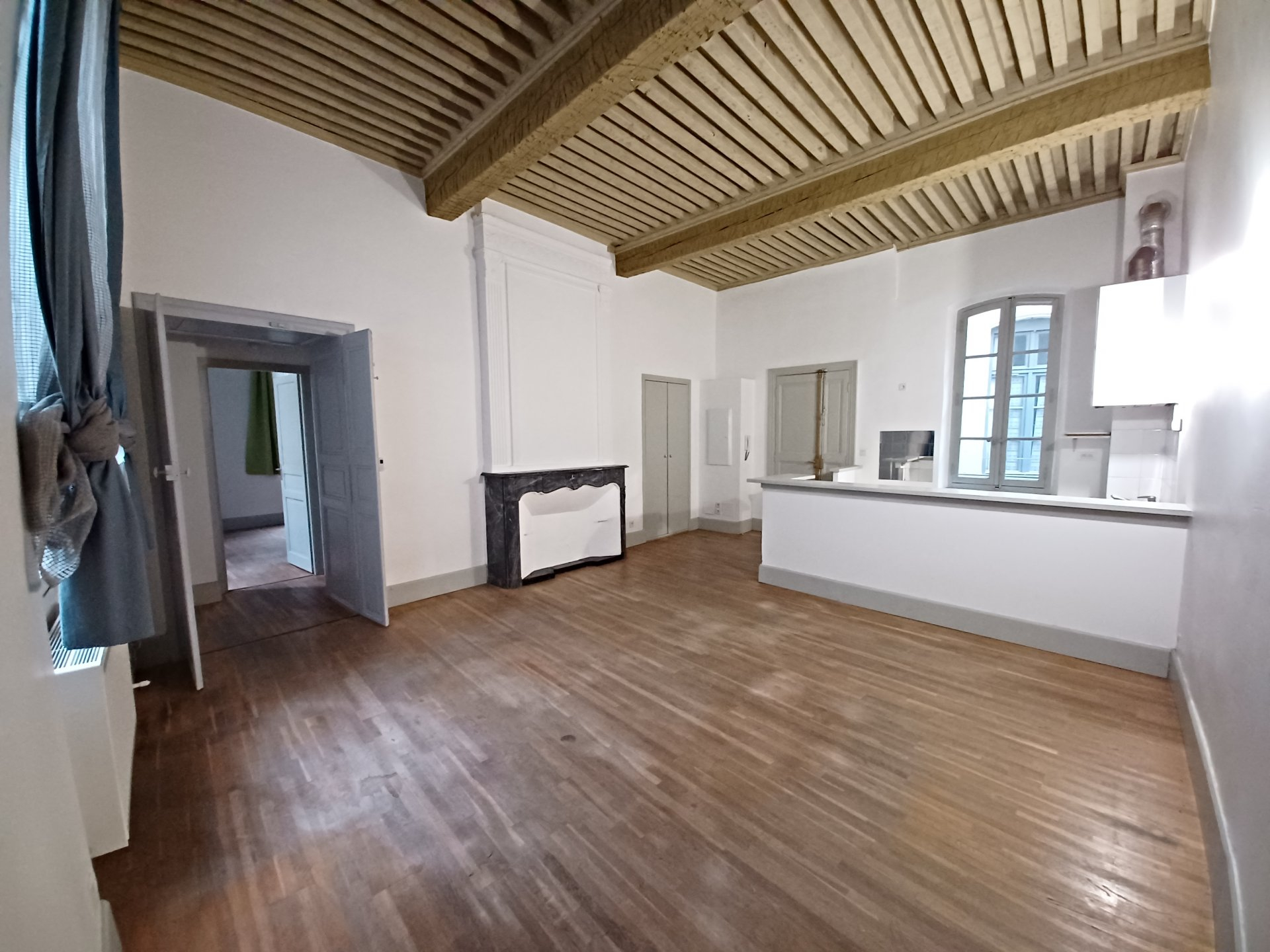 Location Appartement BEAUCAIRE 1 chambres