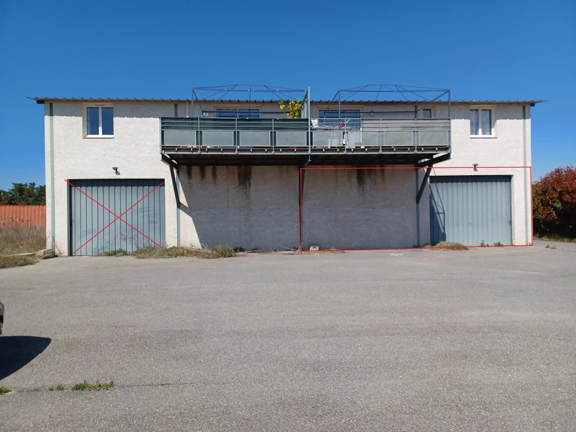 Location Local commercial TARASCON surface habitable de 120 m²