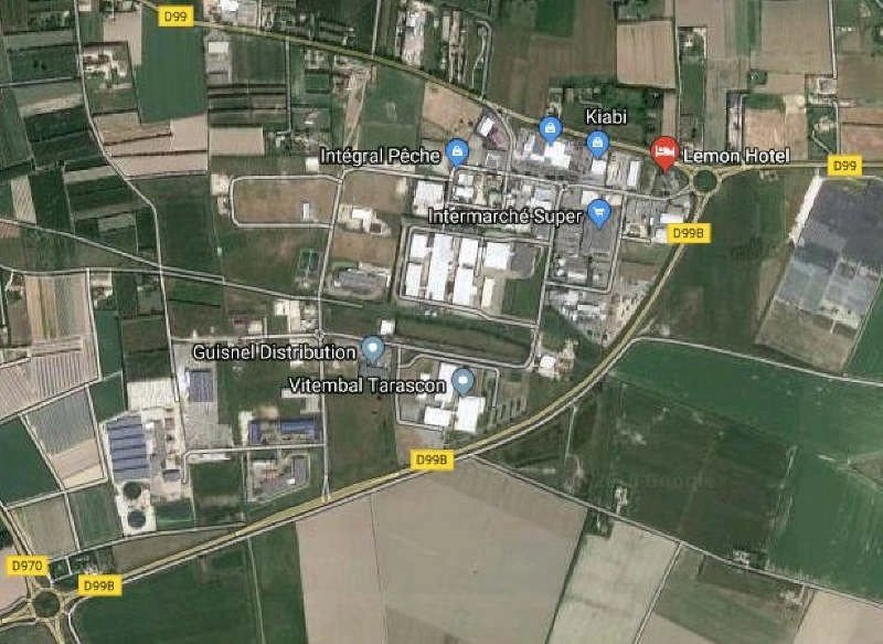 Location Local commercial TARASCON surface habitable de 120 m²