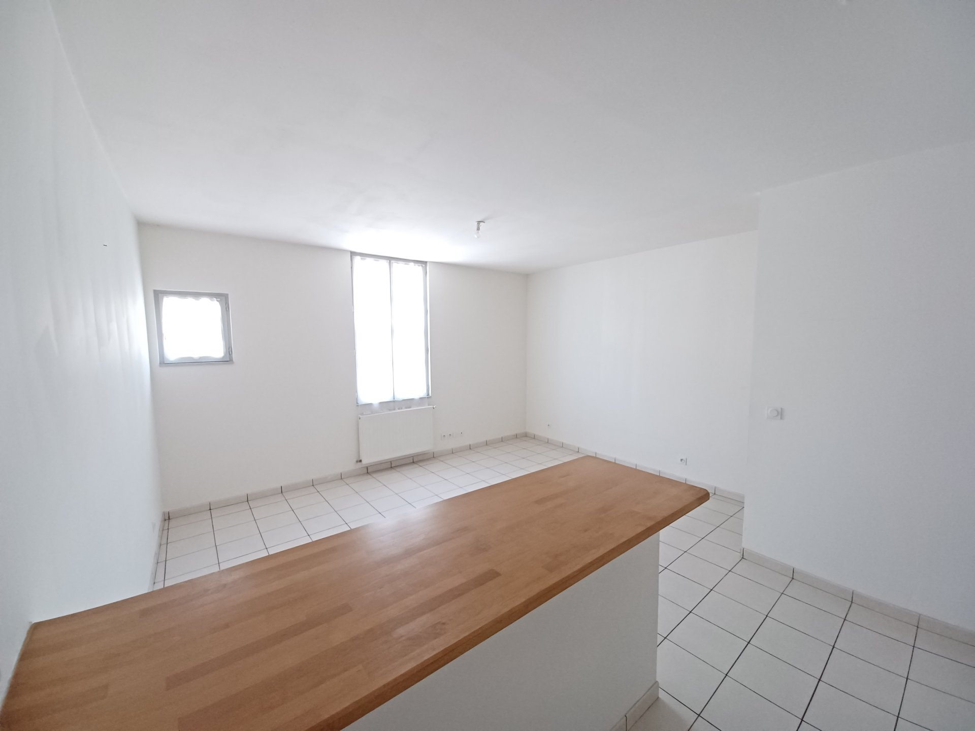 Location Appartement BEAUCAIRE 2 chambres