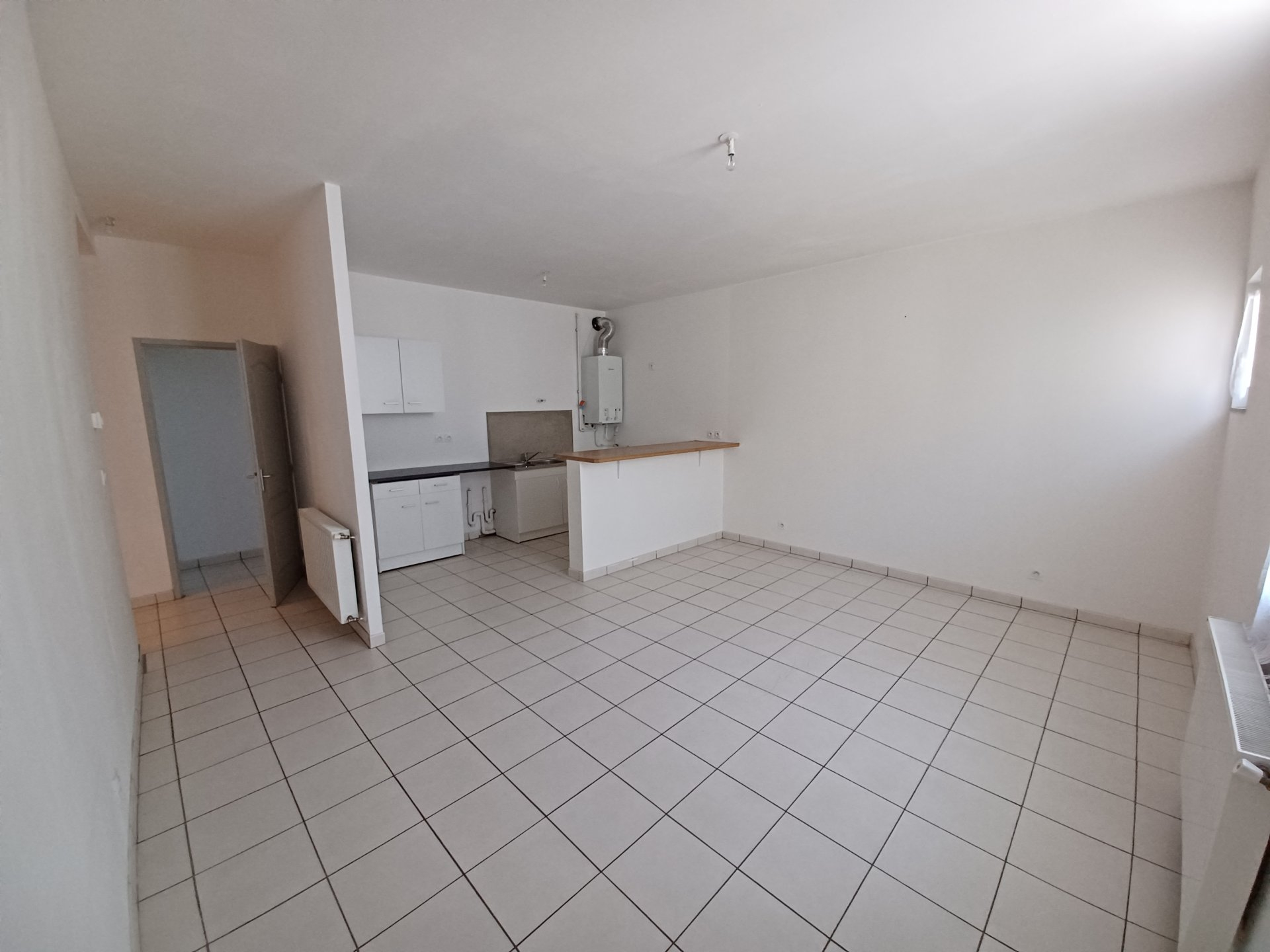 Location Appartement BEAUCAIRE 1 salles de bain