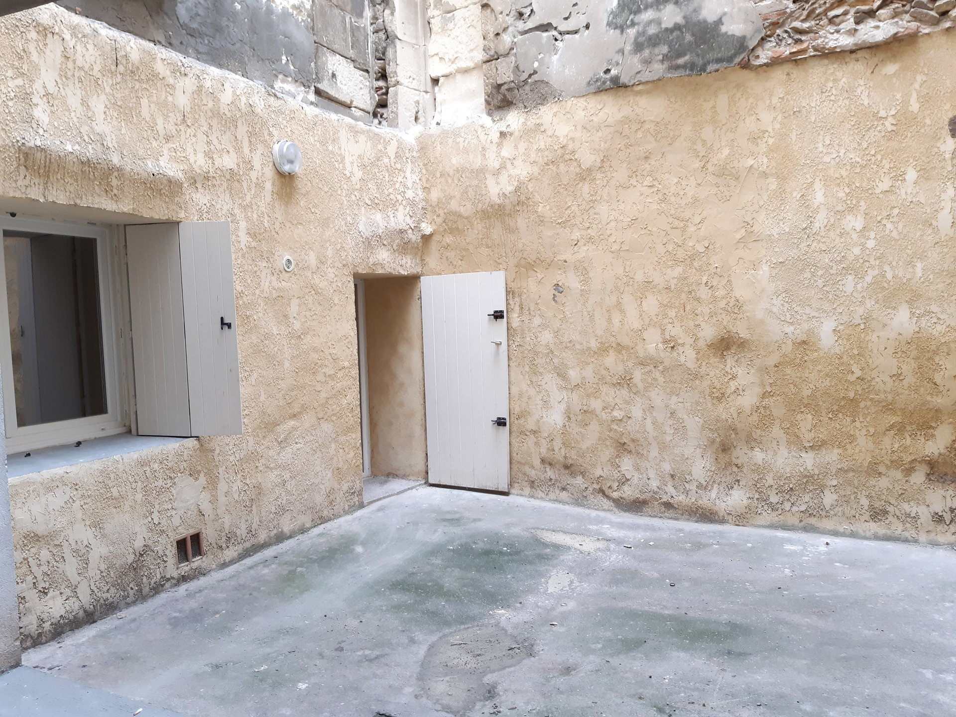 Location Appartement TARASCON surface habitable de 48 m²