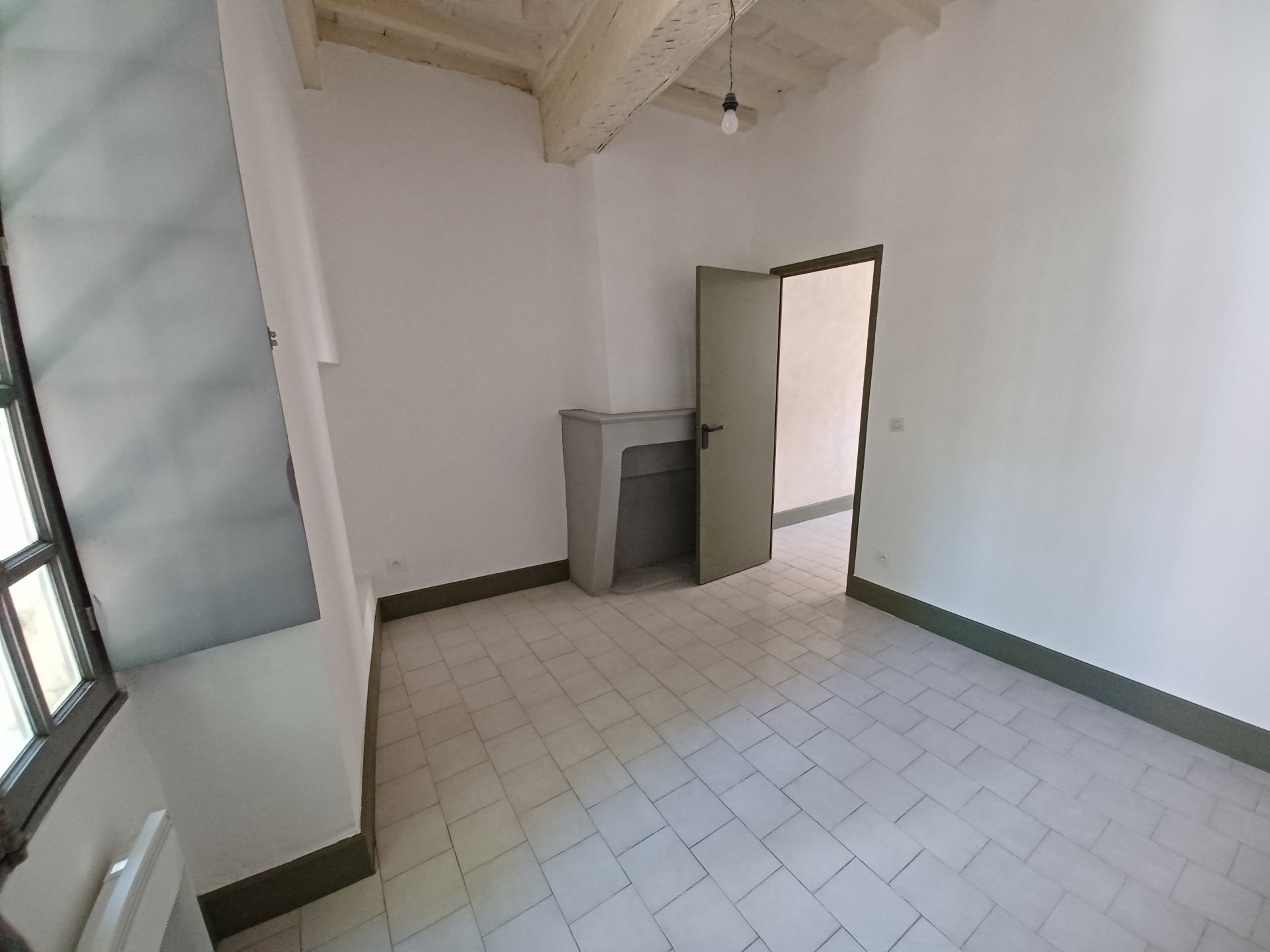 Location Appartement BEAUCAIRE surface habitable de 42 m²