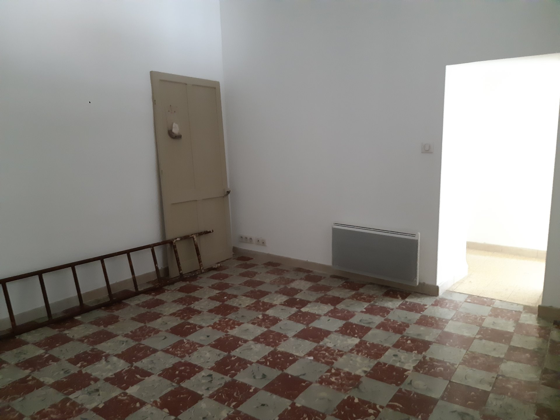 Location Appartement TARASCON convecteur, individuel, electrique chauffage