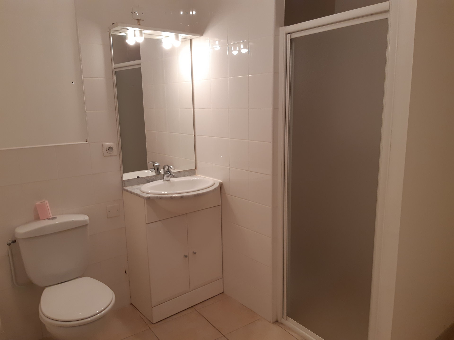 Location Appartement TARASCON 1 salles de bain