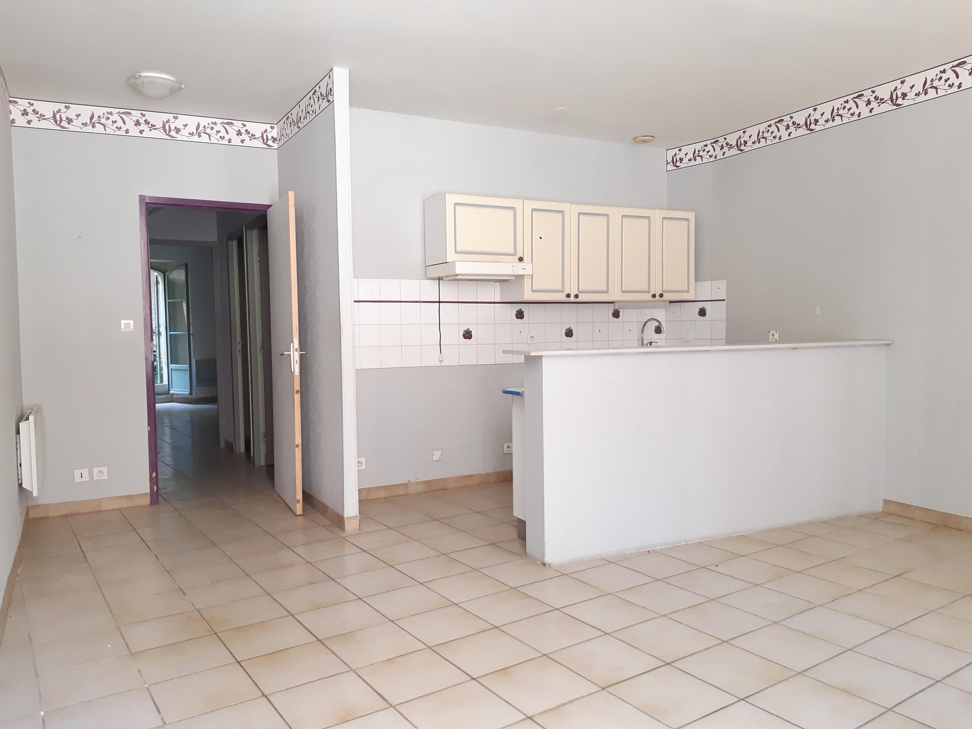 Location Appartement TARASCON 1 salles de bain