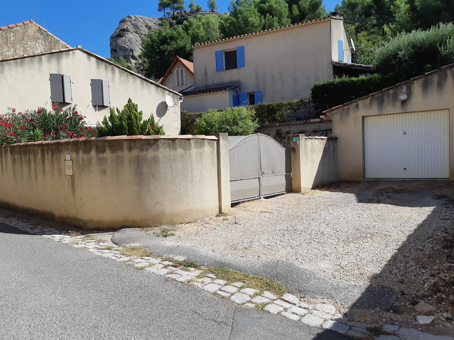 Location Maison BOULBON 1 salles de bain