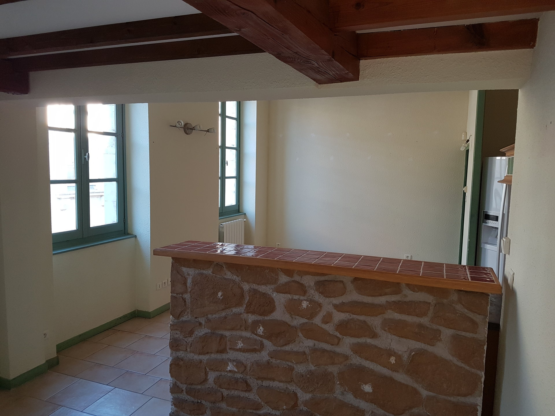 Location Appartement BEAUCAIRE surface habitable de 49 m²