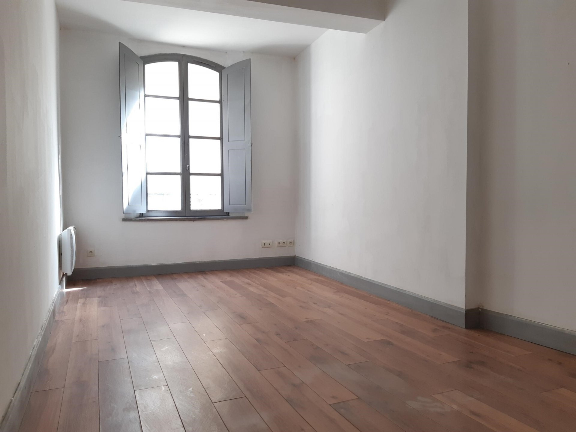 Location Appartement BEAUCAIRE surface habitable de 25 m²