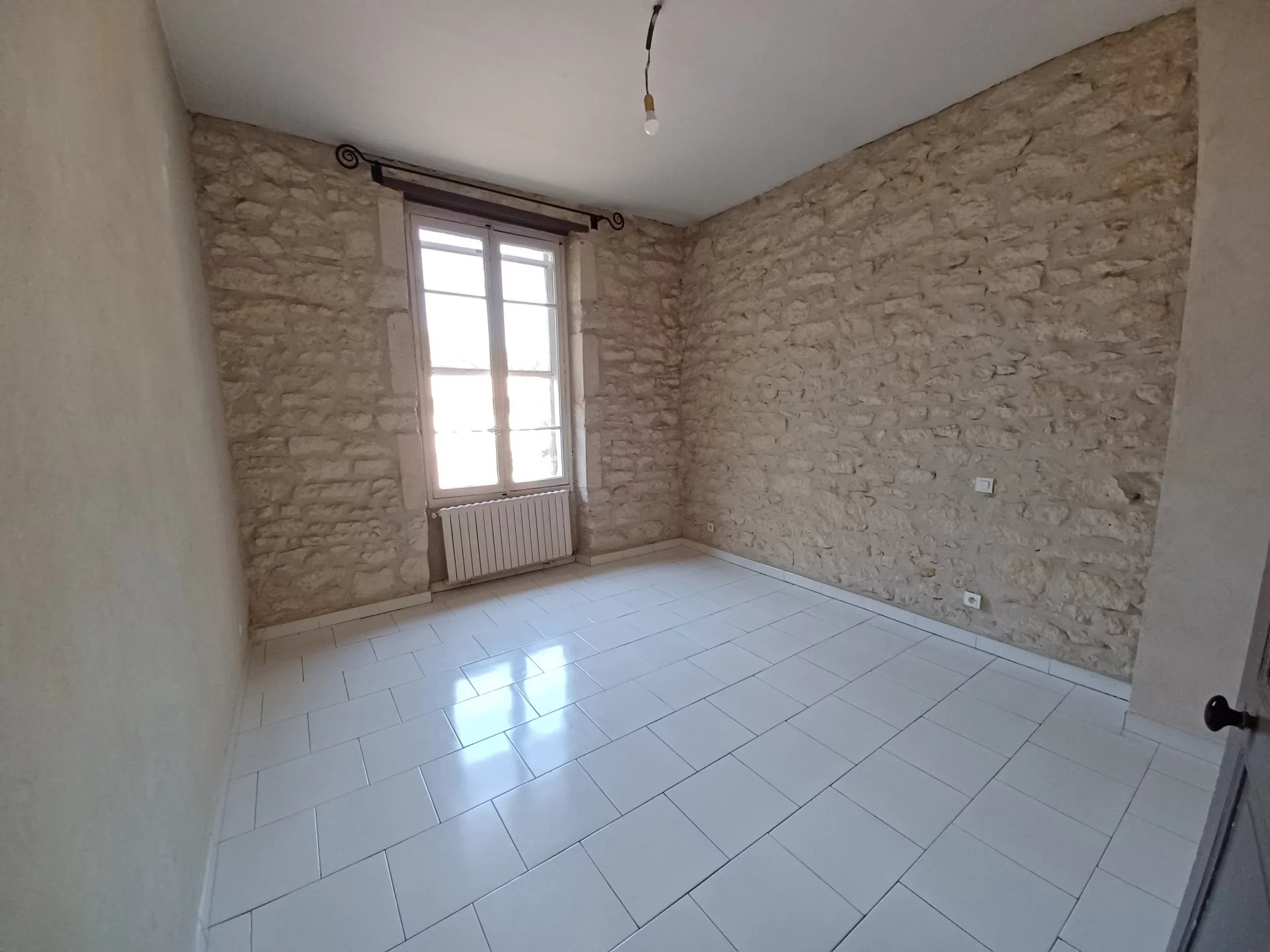 Location Appartement TARASCON surface habitable de 54 m²