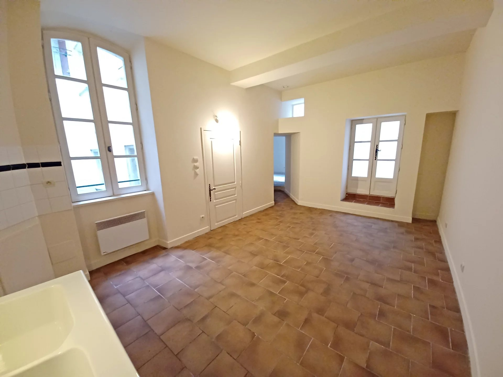 Location Appartement BEAUCAIRE surface habitable de 73 m²