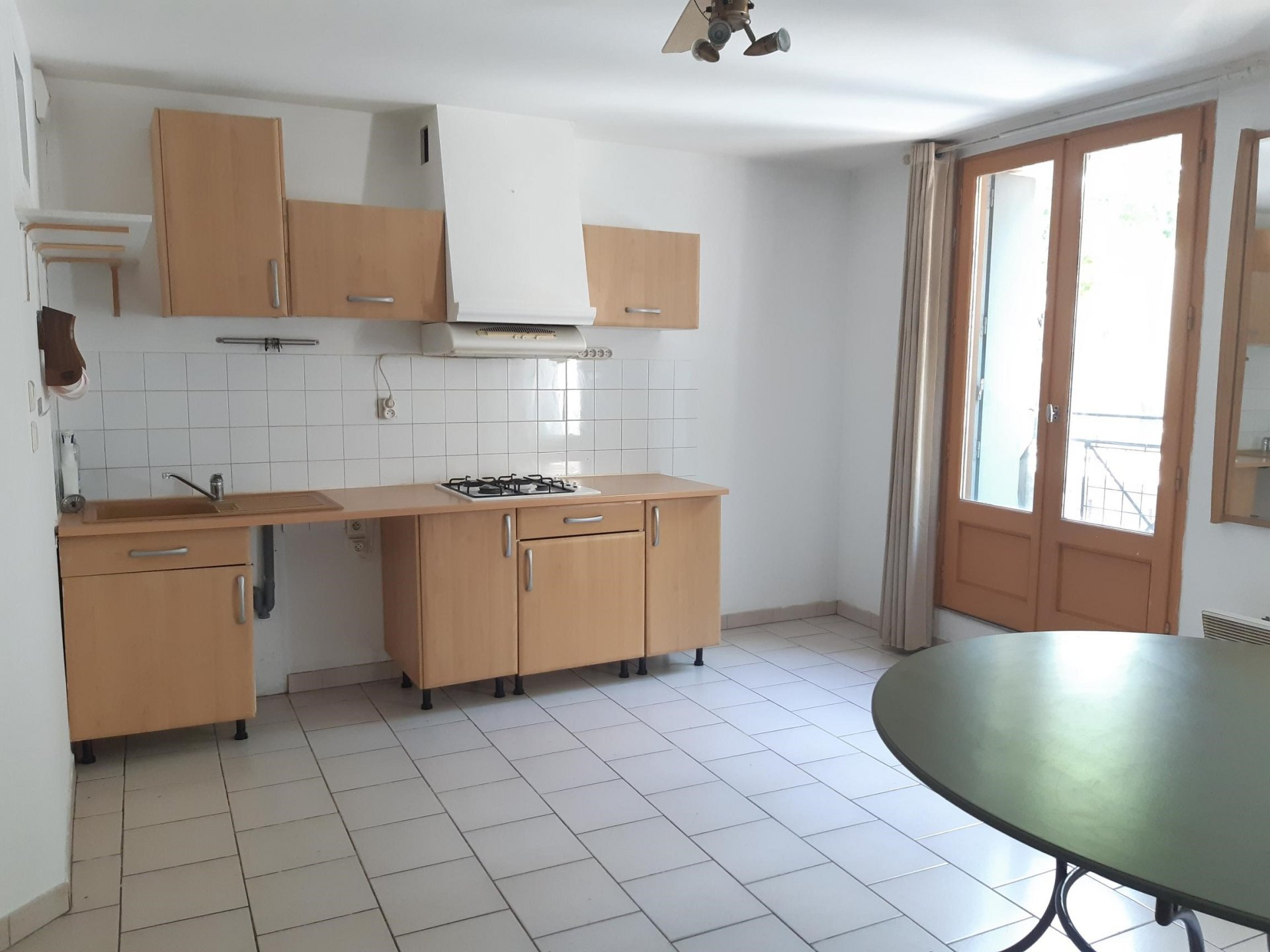 Location Appartement TARASCON 1 salles d'eau