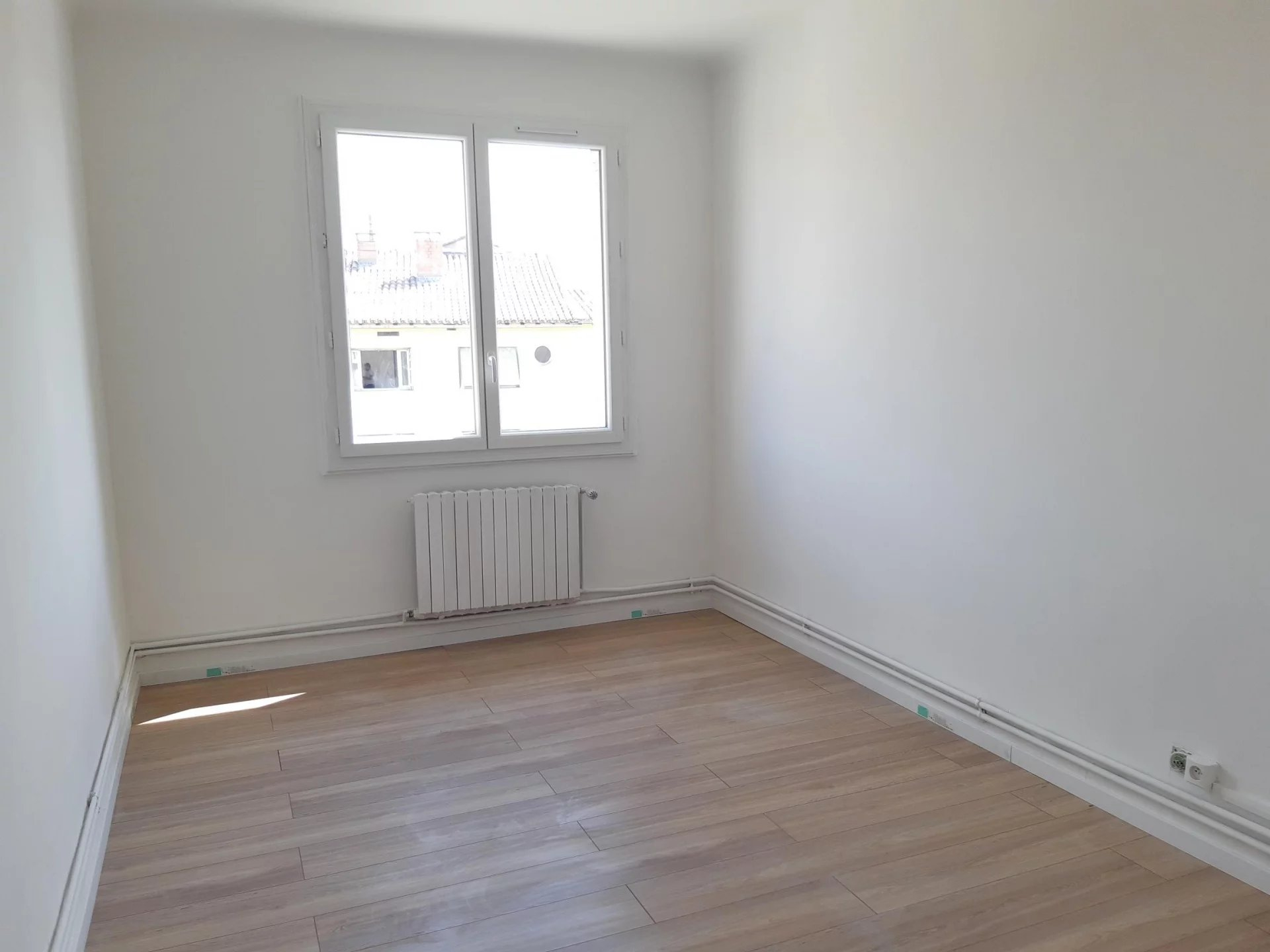 Location Appartement TARASCON radiateur, individuel, gaz chauffage