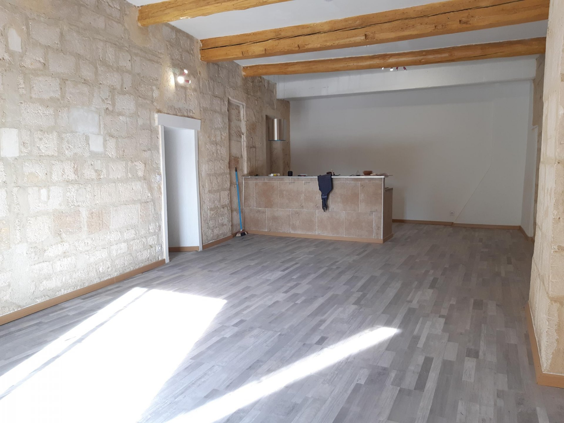 Location Appartement BEAUCAIRE 2 chambres