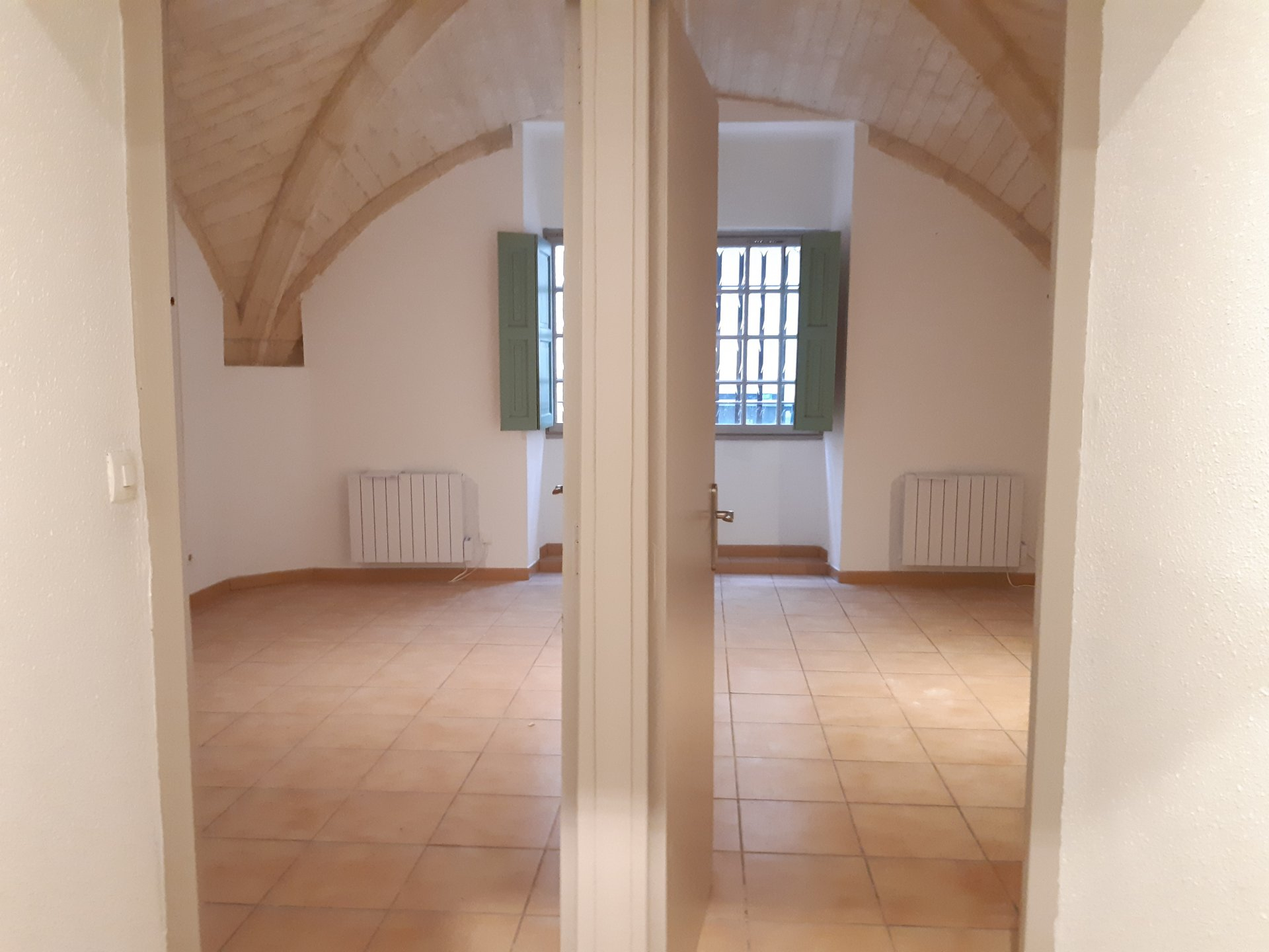 Location Appartement BEAUCAIRE 2 chambres