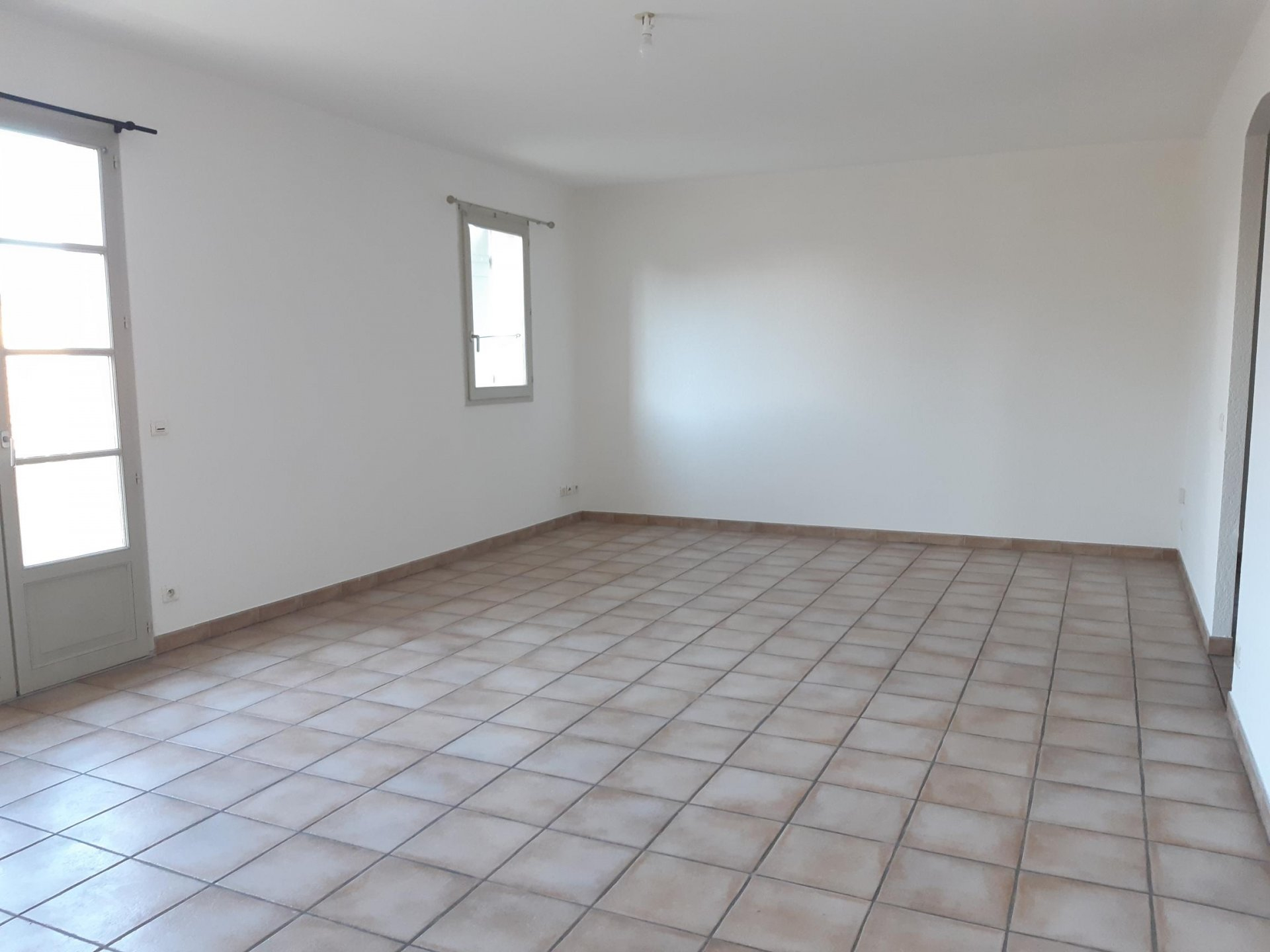 Location Appartement TARASCON 3 chambres