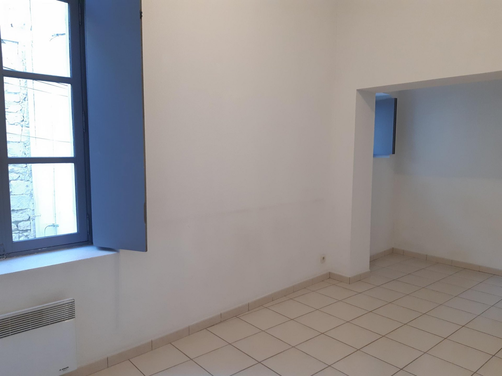 Location Appartement BEAUCAIRE 2 pièces