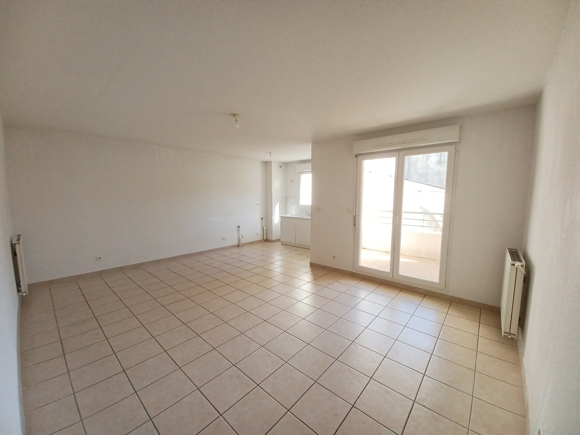 Location Appartement TARASCON 1 salles de bain