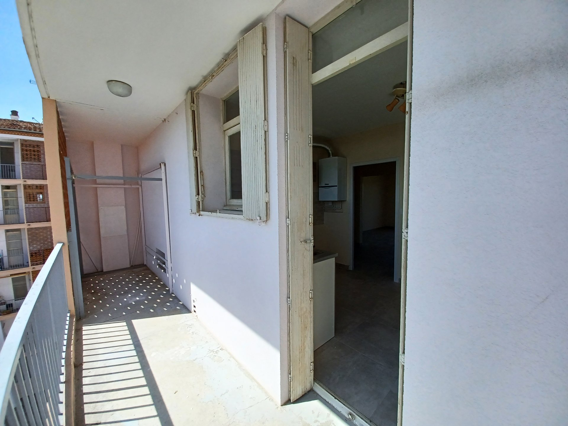 Location Appartement BEAUCAIRE 2 chambres