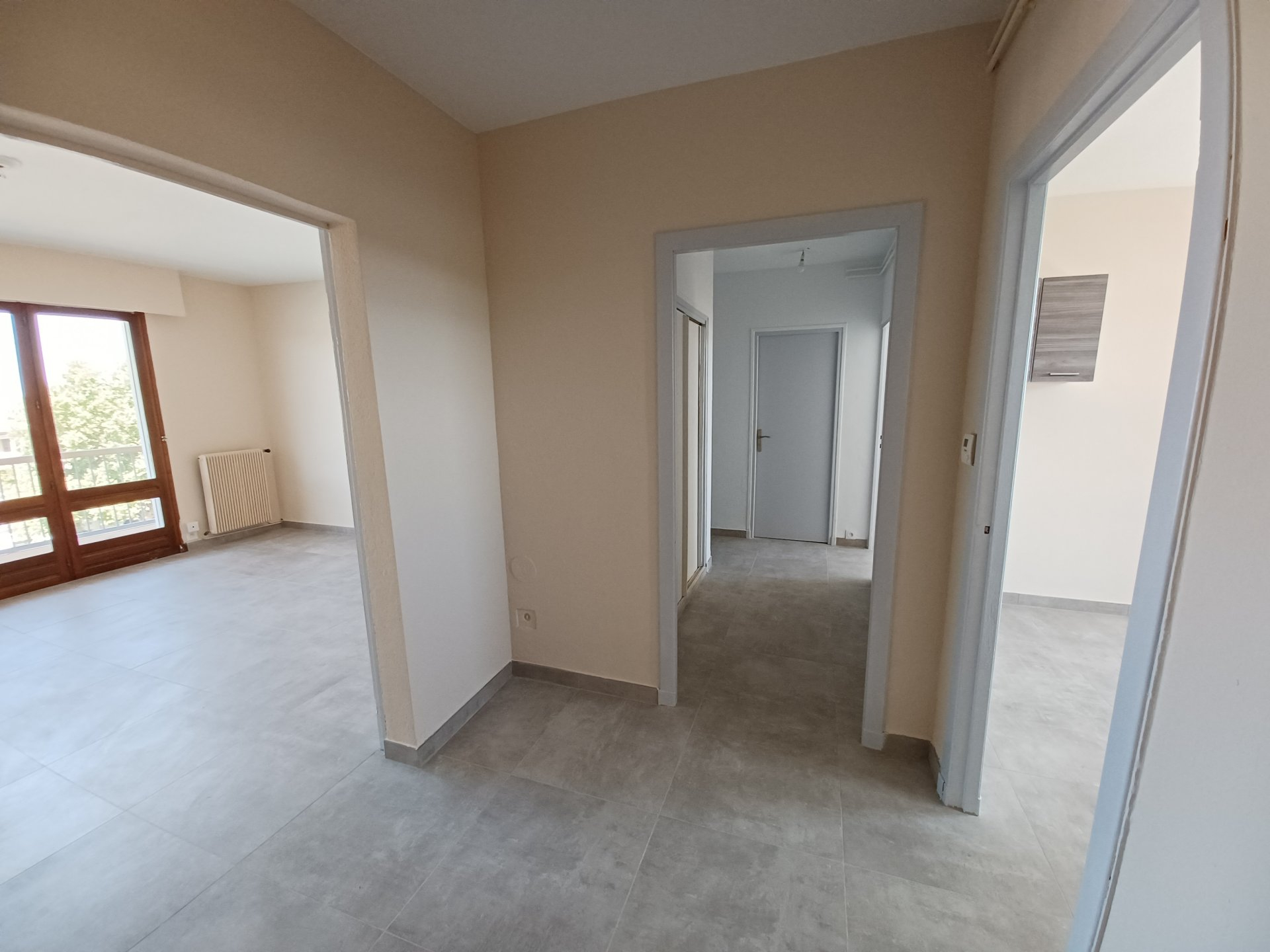 Location Appartement BEAUCAIRE surface habitable de 0 m²