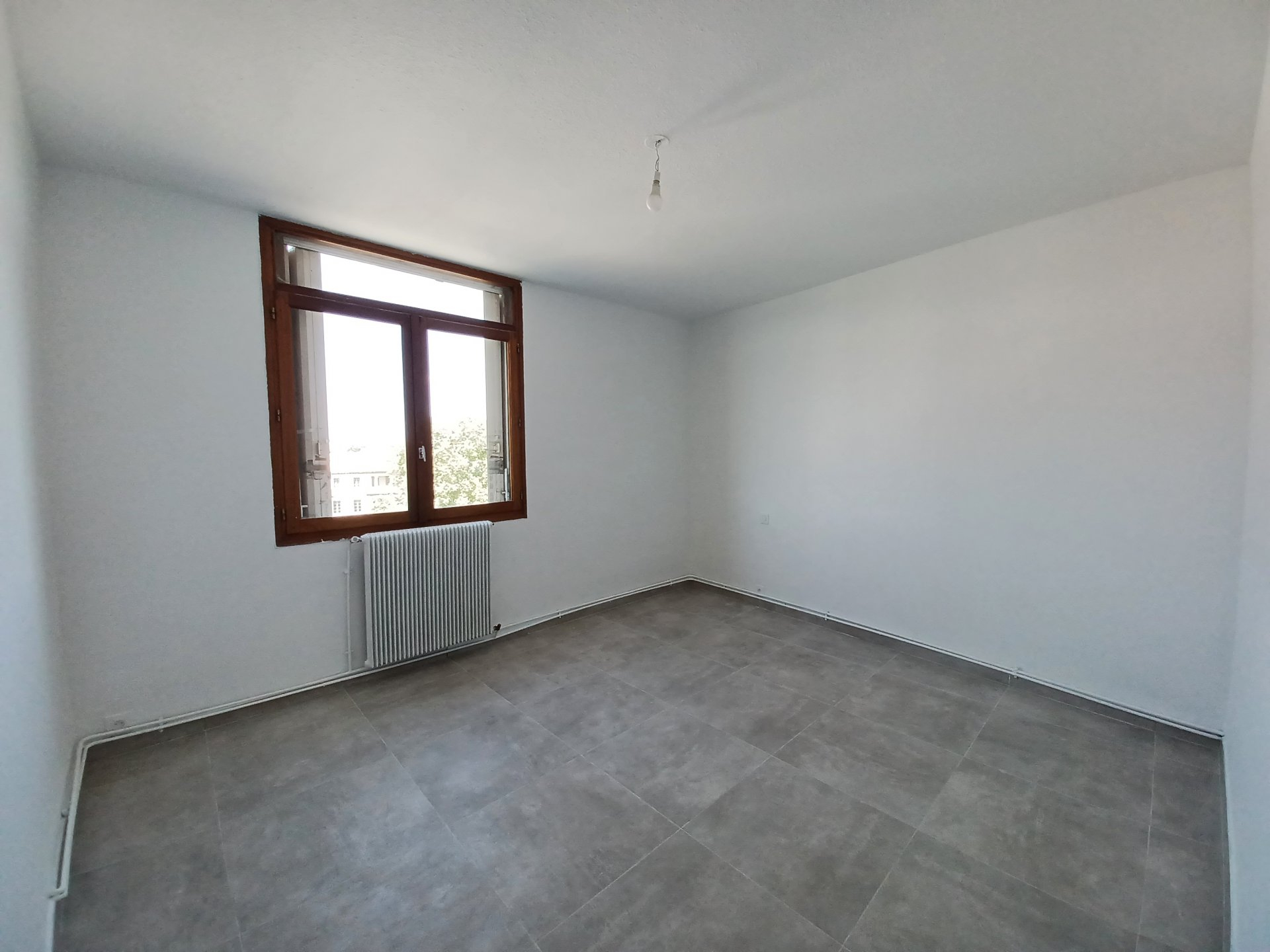 Location Appartement BEAUCAIRE 3 pièces