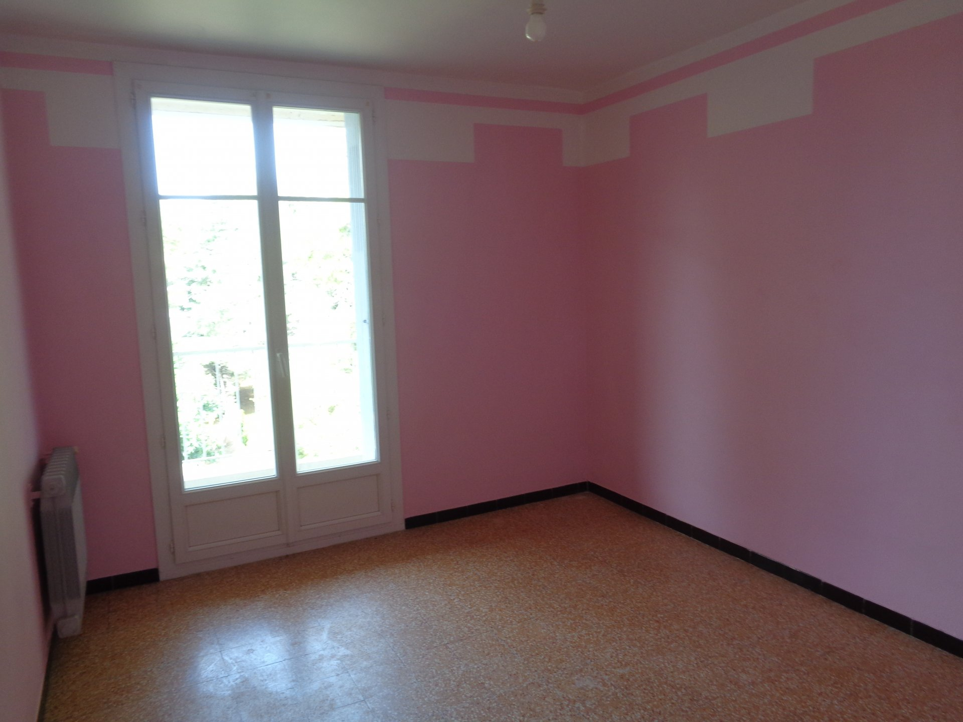 Vente Appartement TARASCON séjour de 32.4 m²