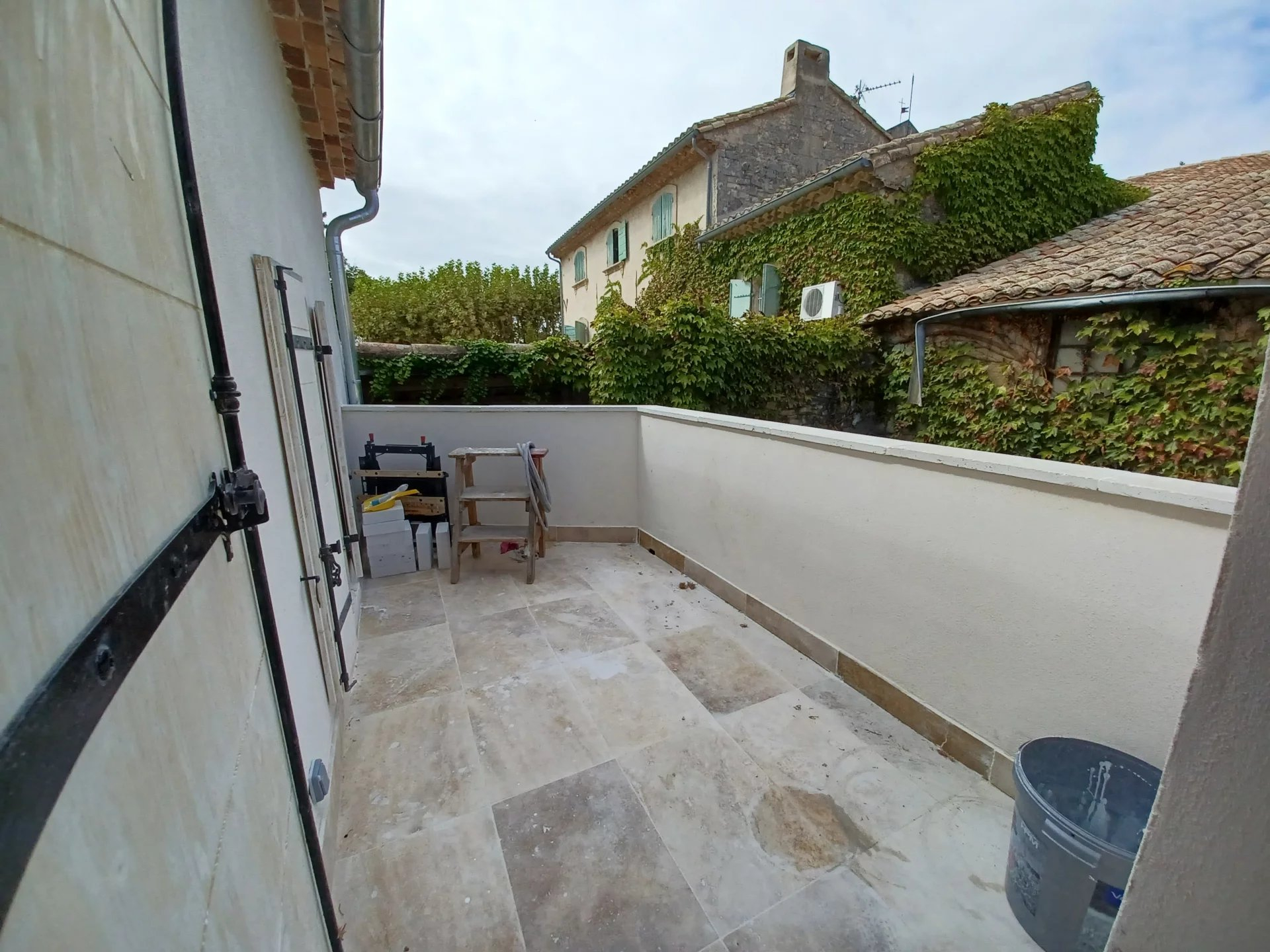 Location Appartement SAINT-ÉTIENNE-DU-GRÈS surface habitable de 54 m²