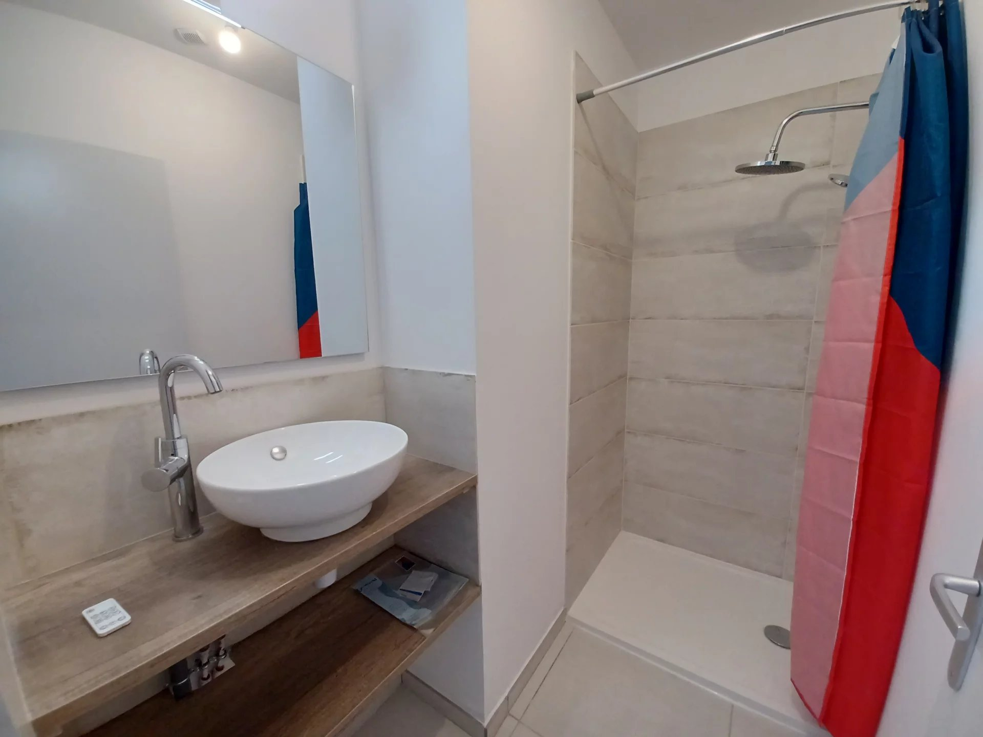 Location Appartement SAINT-ÉTIENNE-DU-GRÈS 2 chambres
