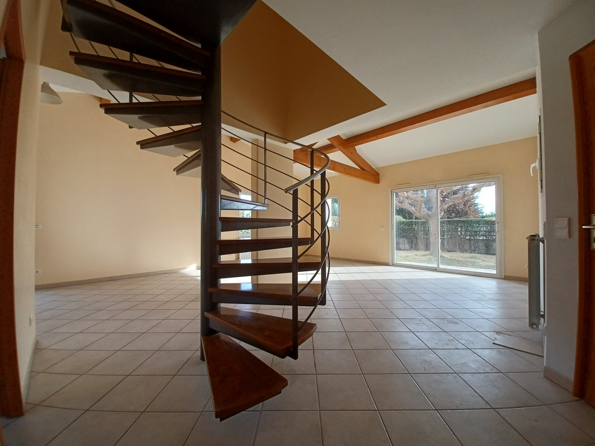 Location Maison TARASCON surface habitable de 101 m²