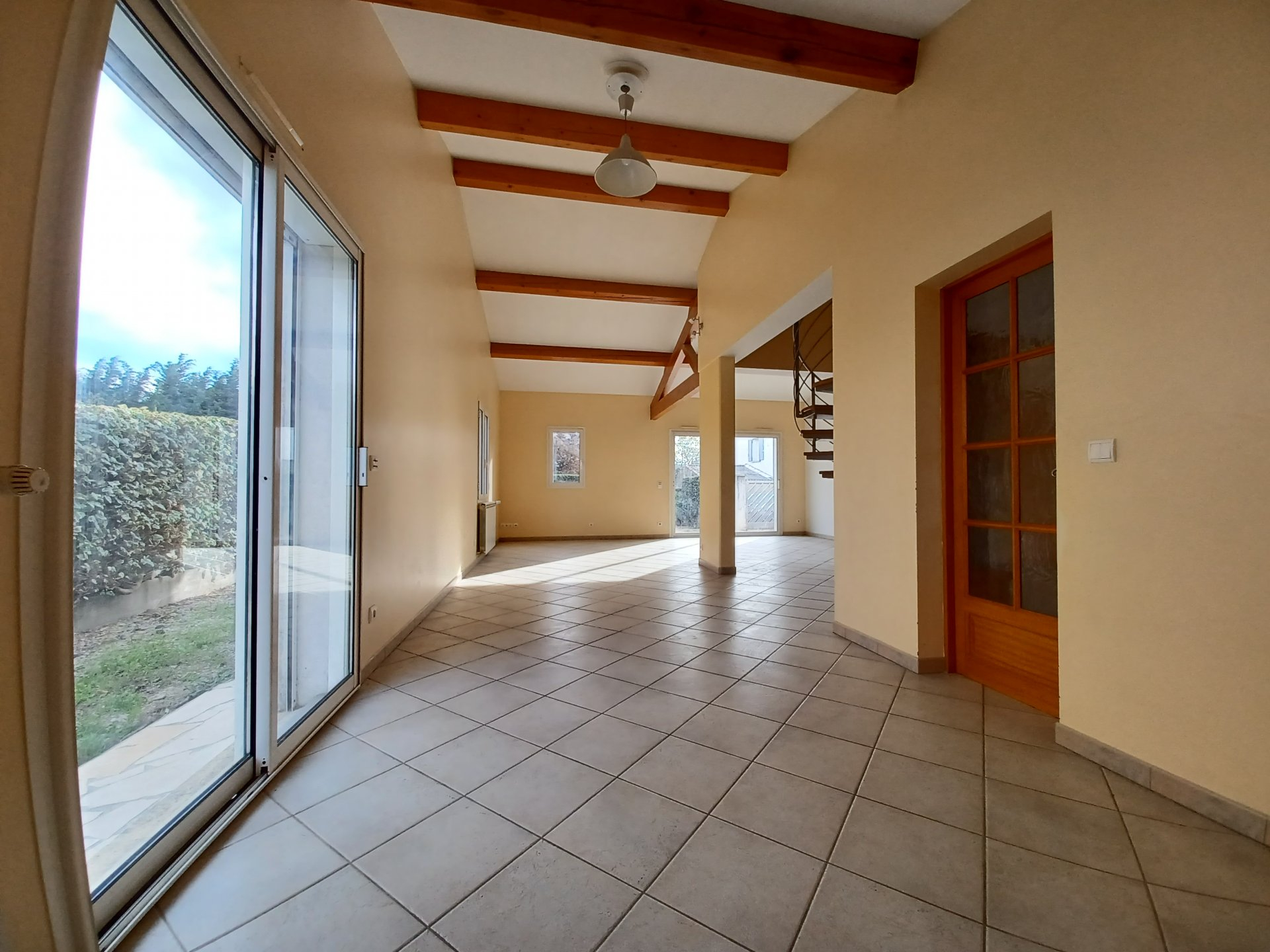 Location Maison TARASCON séjour de 50.76 m²