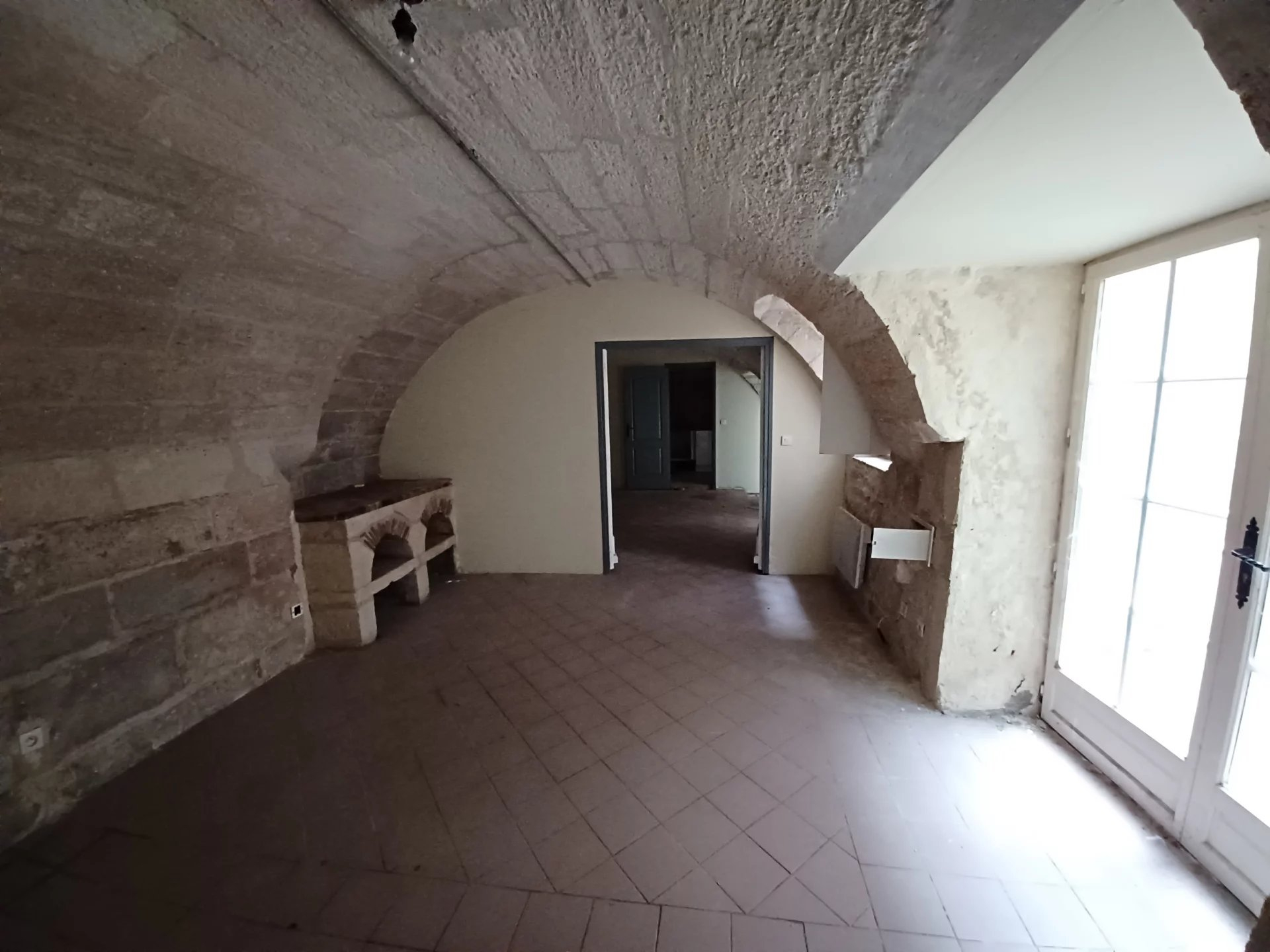 Vente Fonds de commerce BEAUCAIRE Mandat : 3839