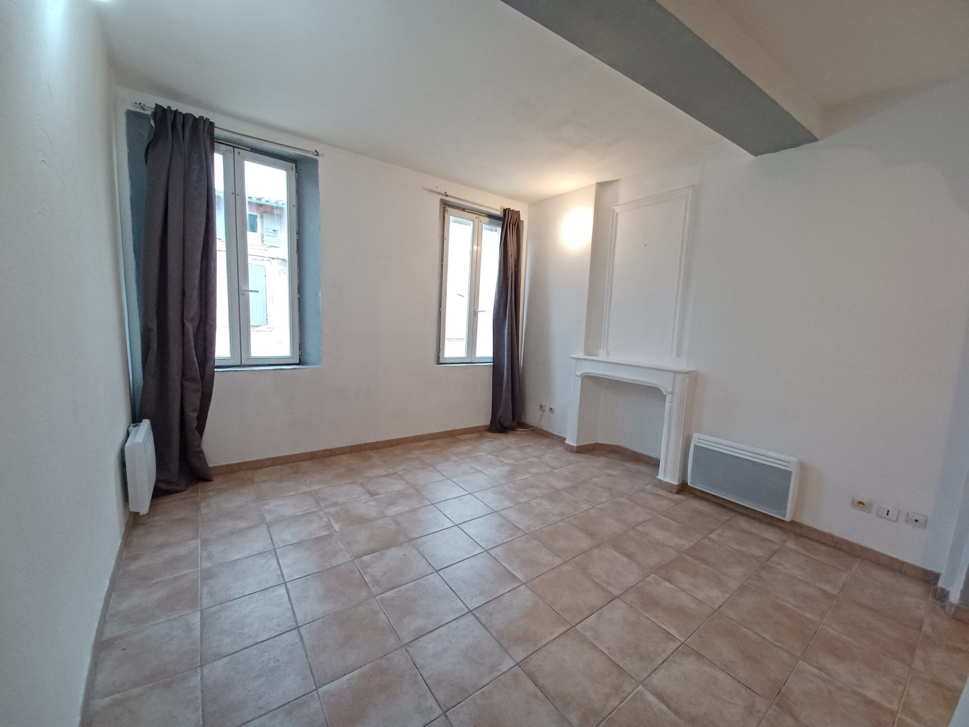 Location Appartement TARASCON surface habitable de 27 m²