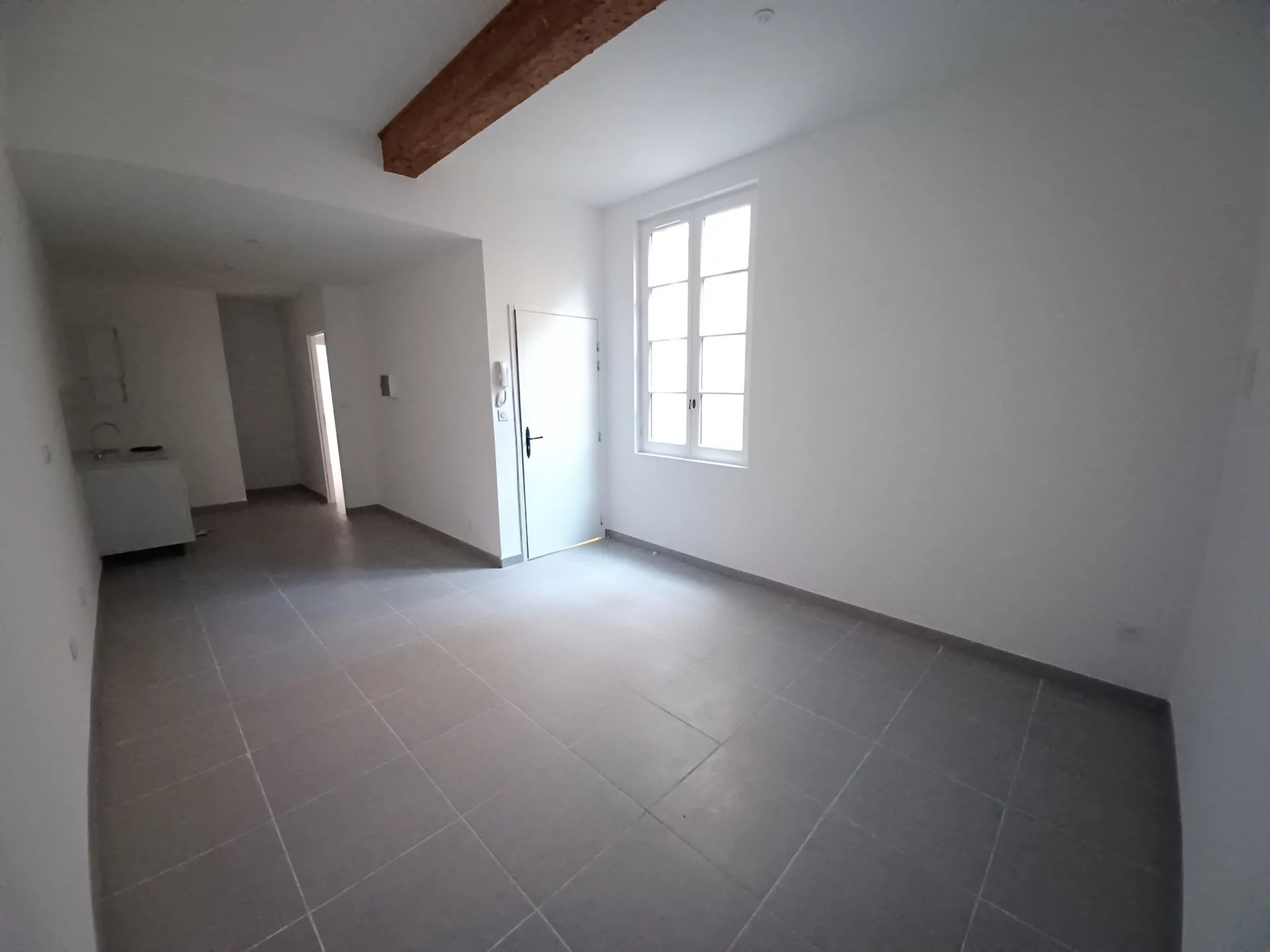 Location Appartement BEAUCAIRE 2 chambres