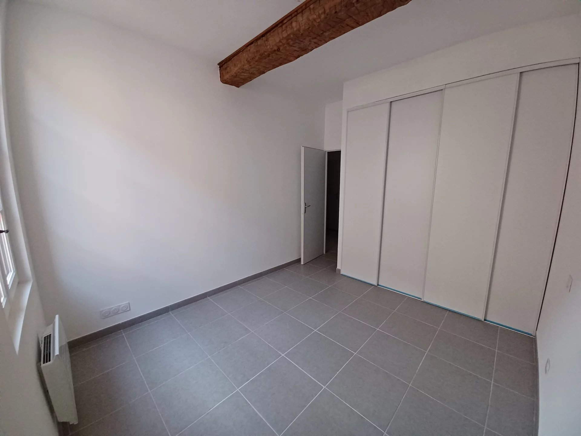 Location Appartement BEAUCAIRE 3 pièces