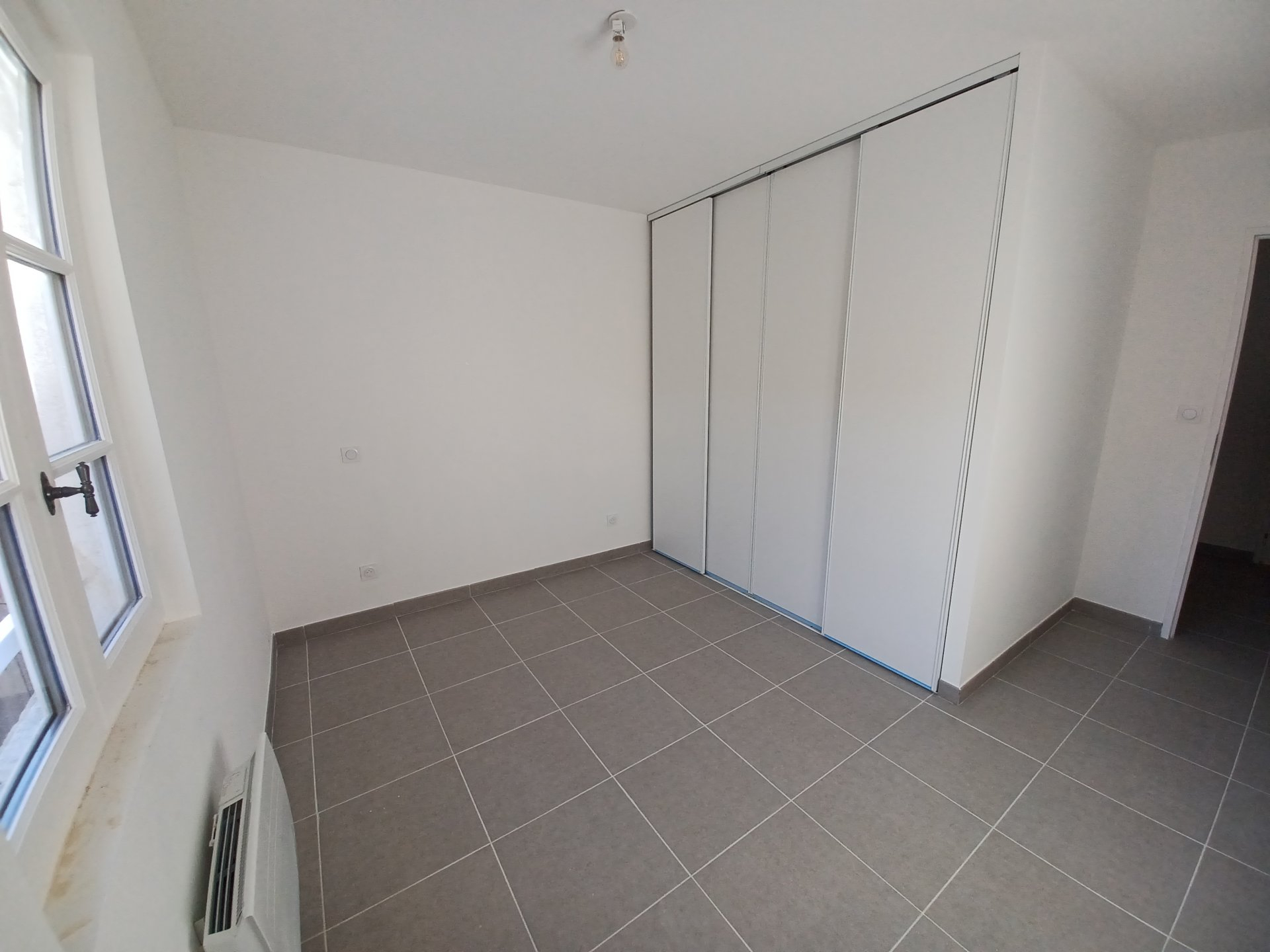 Location Appartement BEAUCAIRE 2 chambres