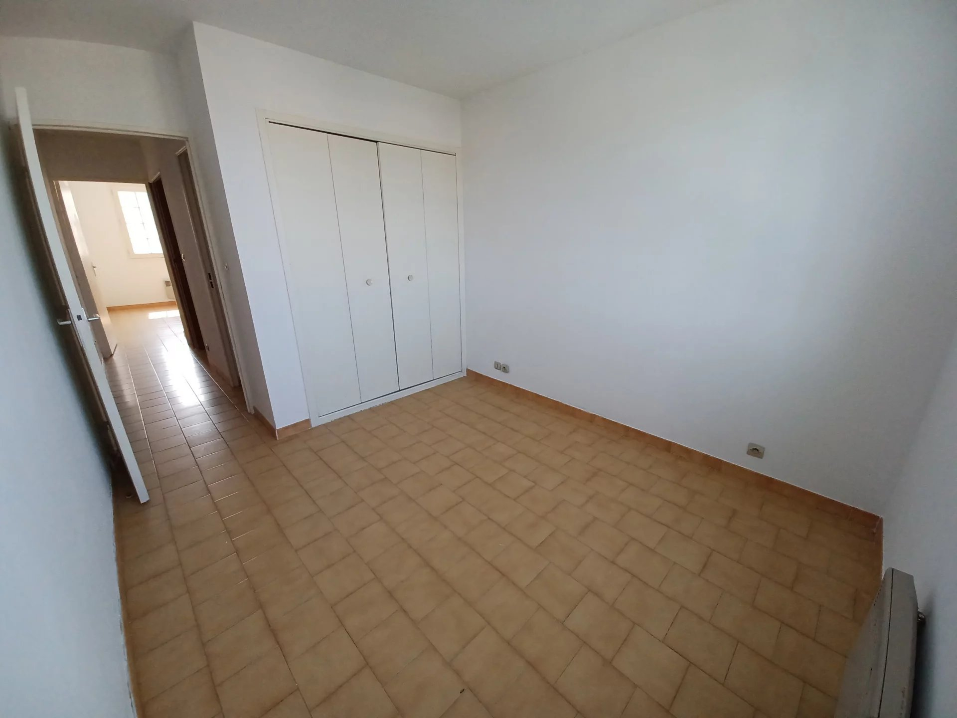 Location Appartement BEAUCAIRE 2 chambres