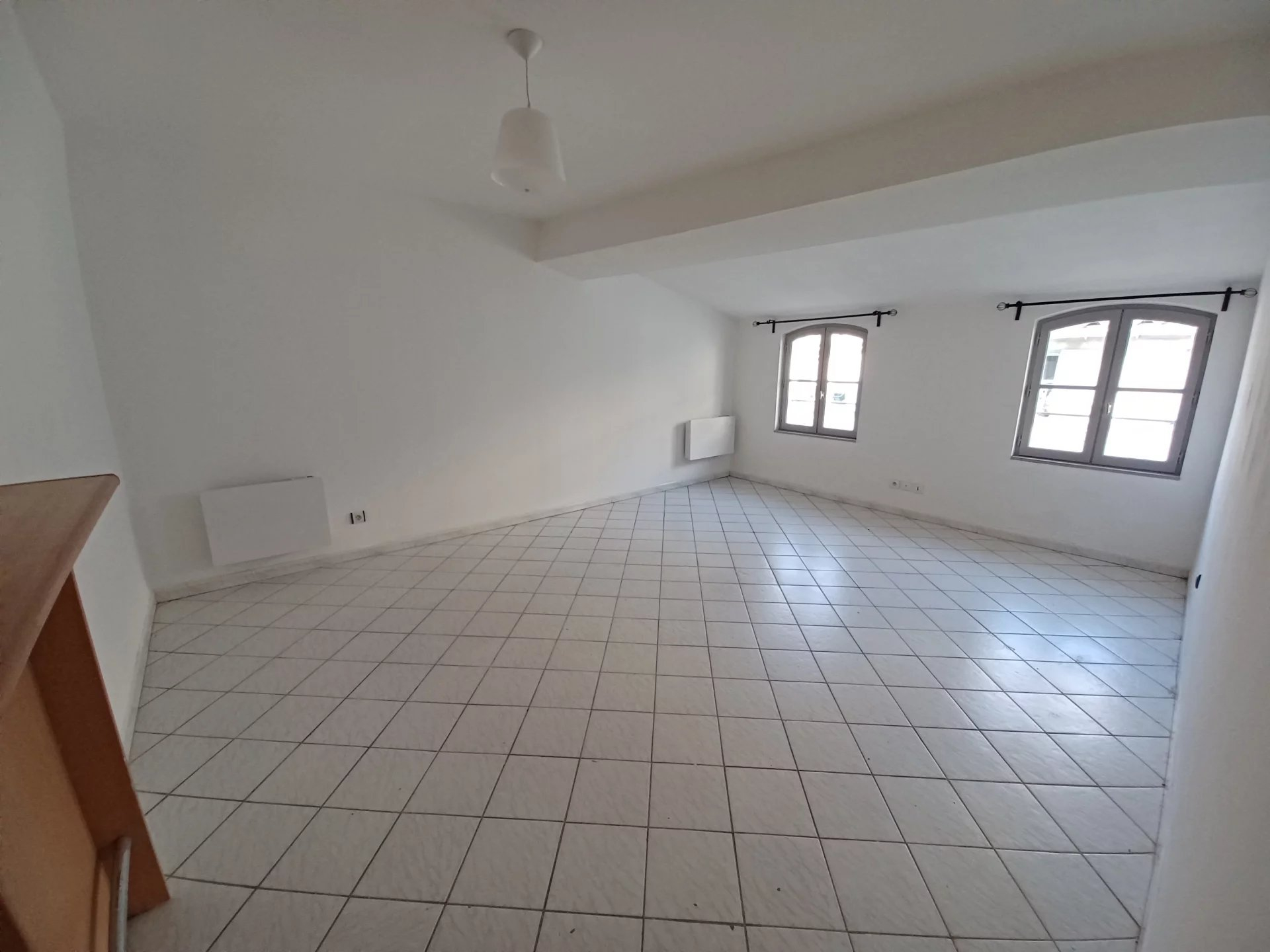 Location Appartement TARASCON 1 salles de bain