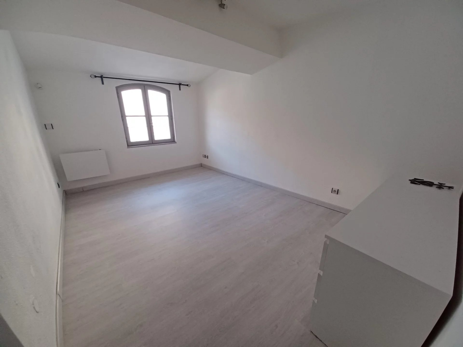 Location Appartement TARASCON surface habitable de 72 m²