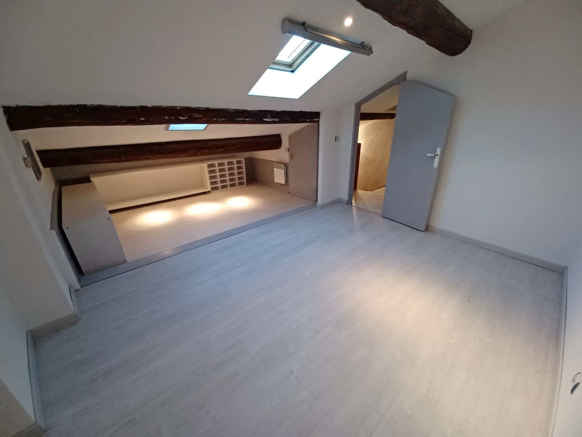 Location Appartement TARASCON convecteur, individuel, electrique chauffage
