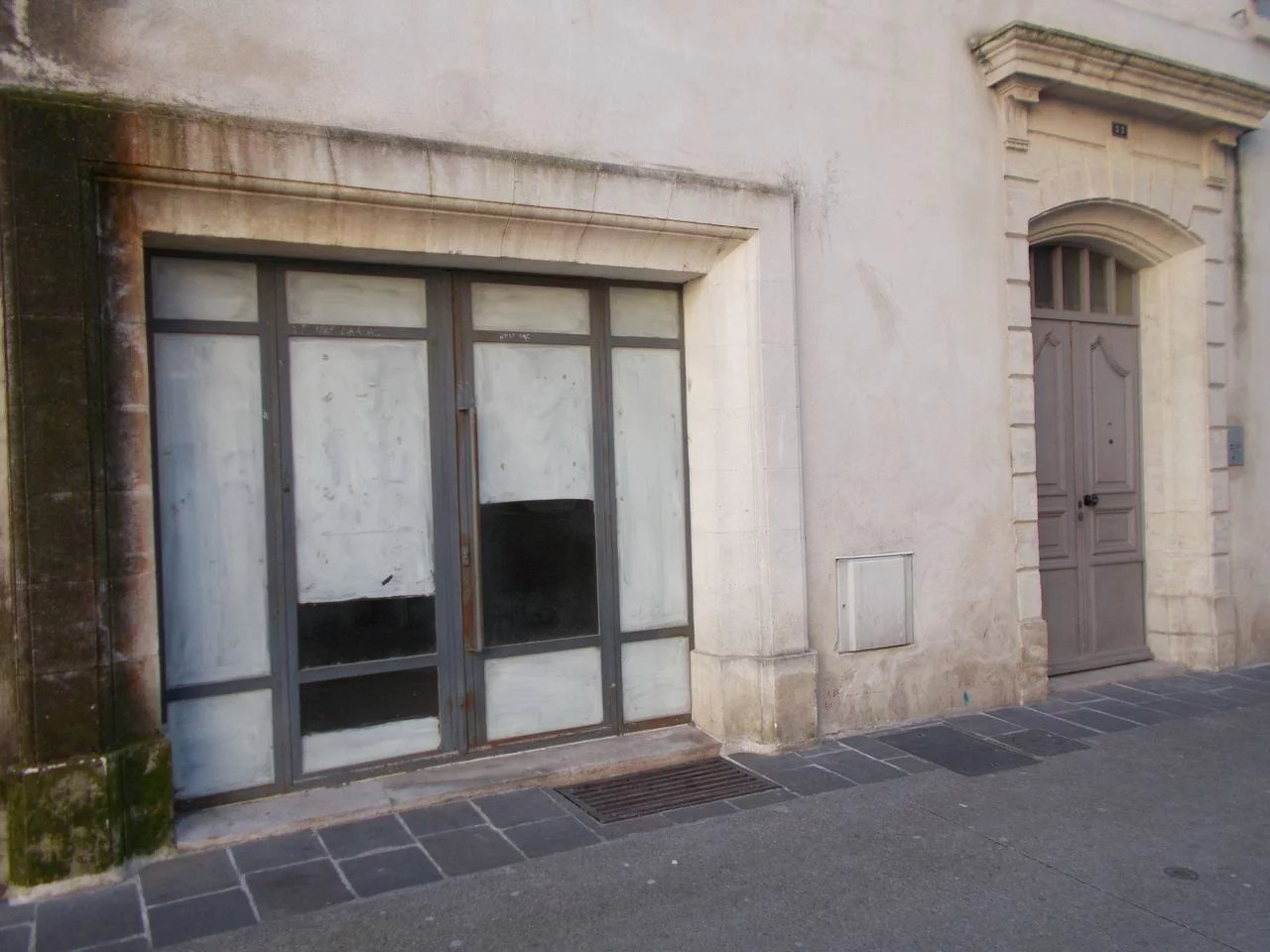 Location Local commercial BEAUCAIRE surface habitable de 38 m²