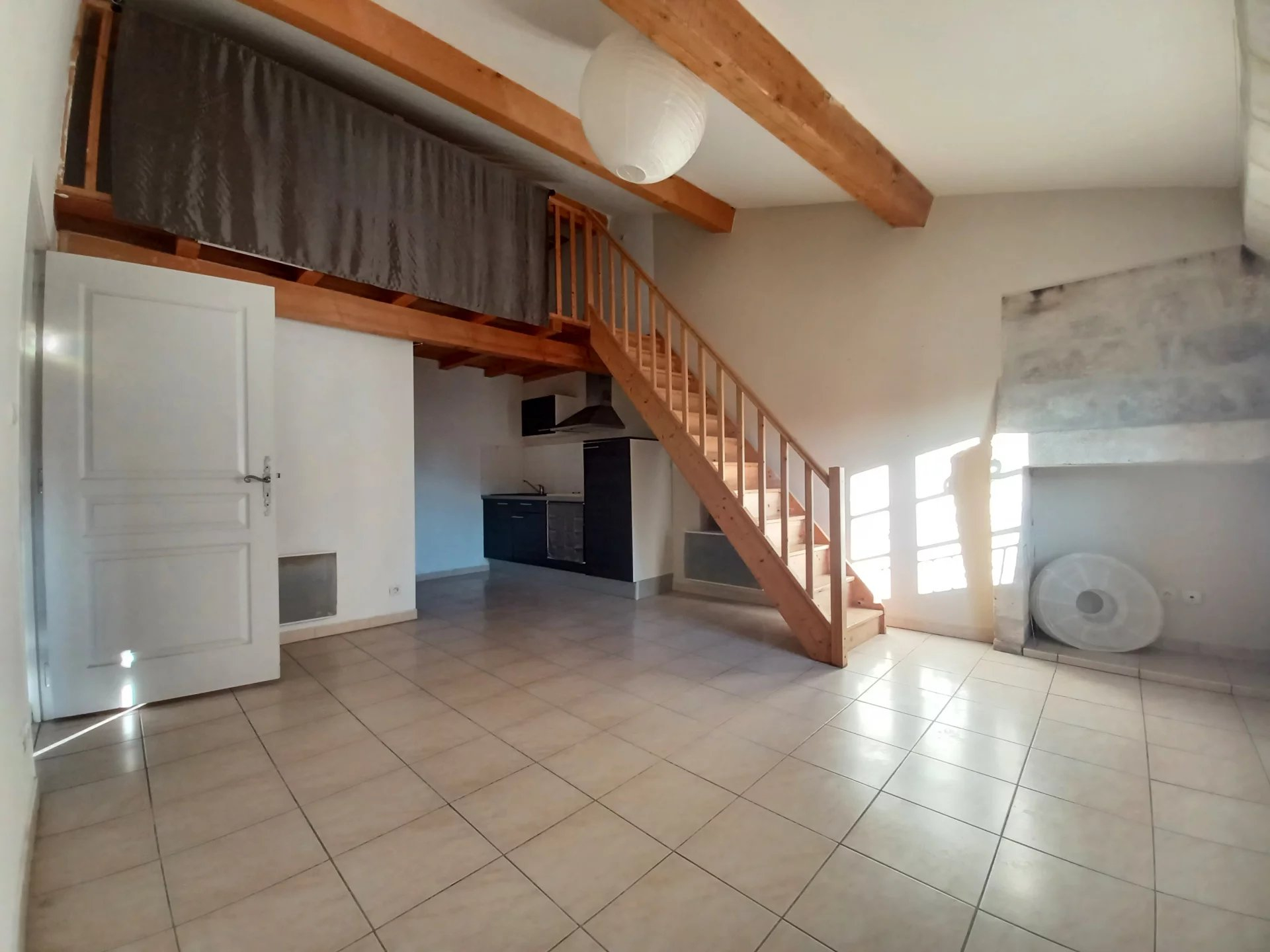 Location Appartement BEAUCAIRE 1 salles d'eau