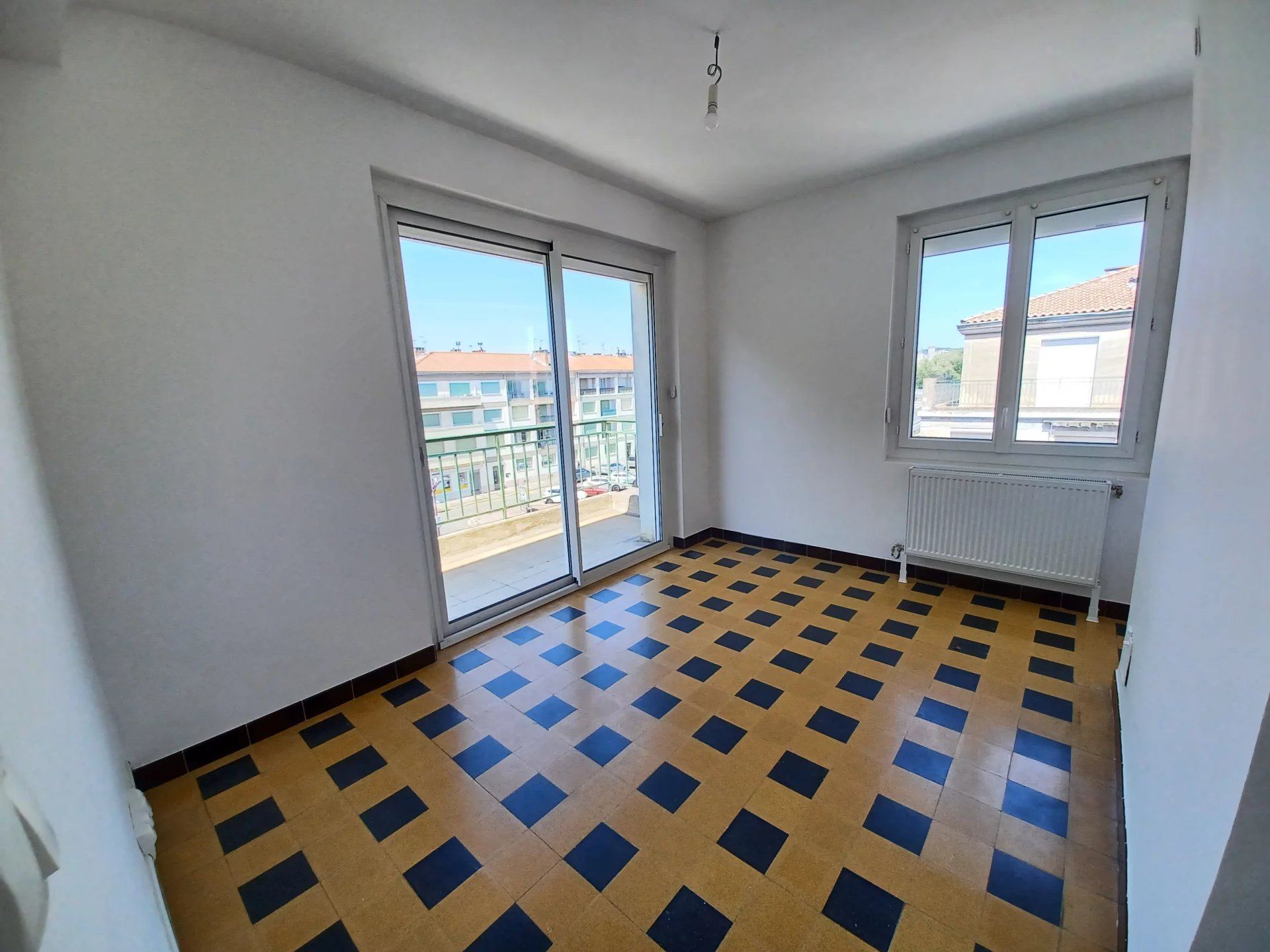 Location Appartement TARASCON 1 salles de bain