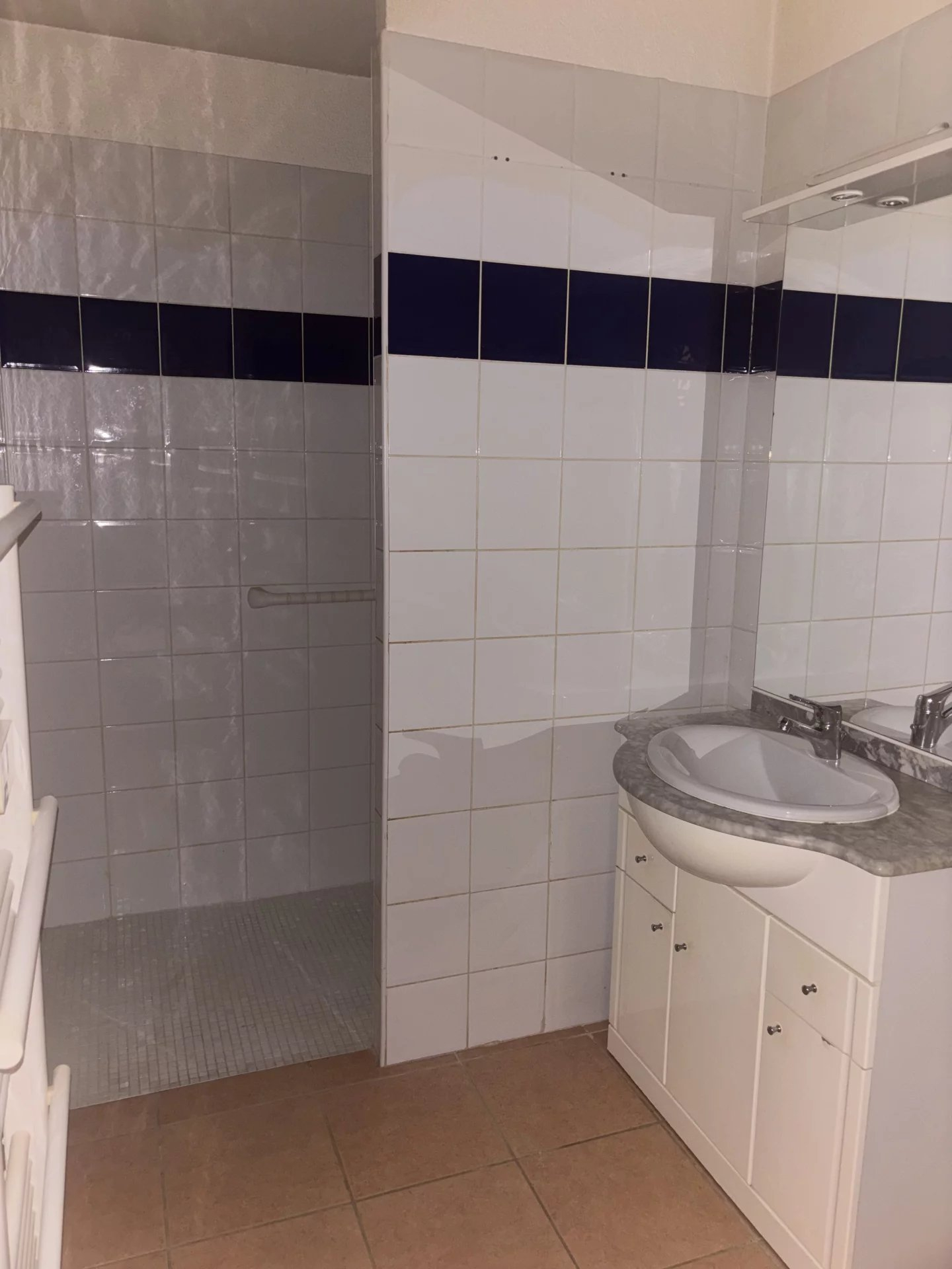 Location Appartement ROCHEFORT-DU-GARD 2 chambres