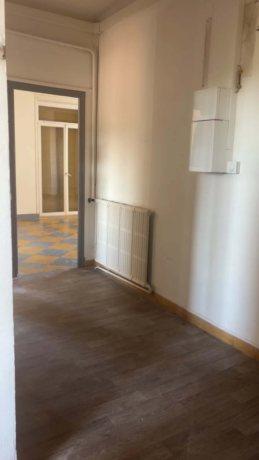 Location Appartement BEAUCAIRE 1 salles d'eau